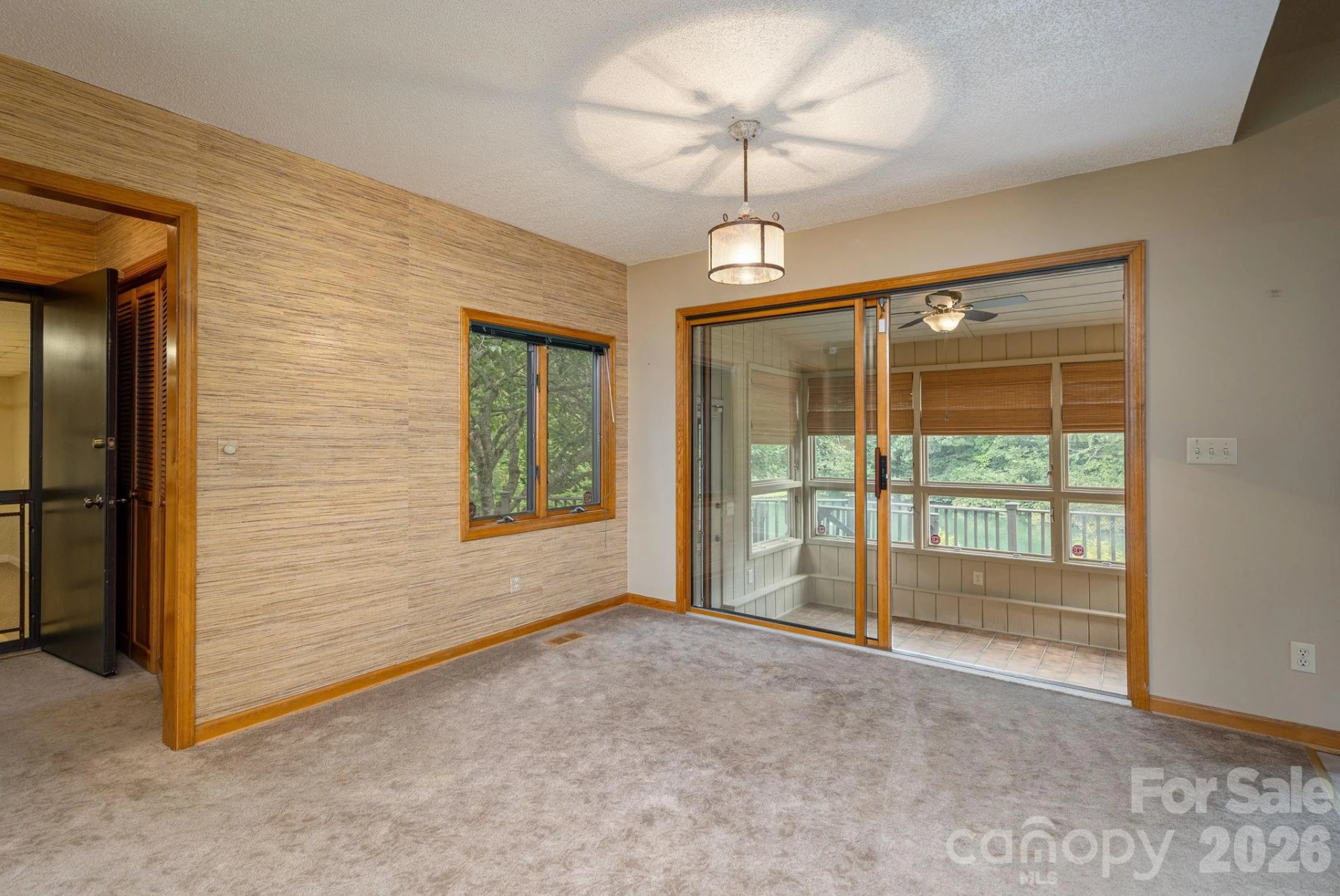20 Spring Lake Drive - Photo 13
