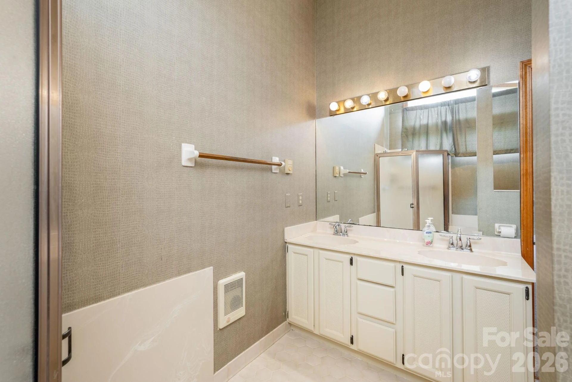 20 Spring Lake Drive - Photo 18