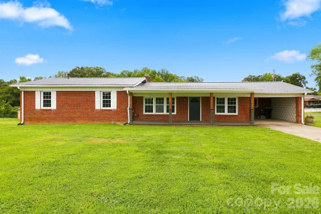 1664 Chase High Road