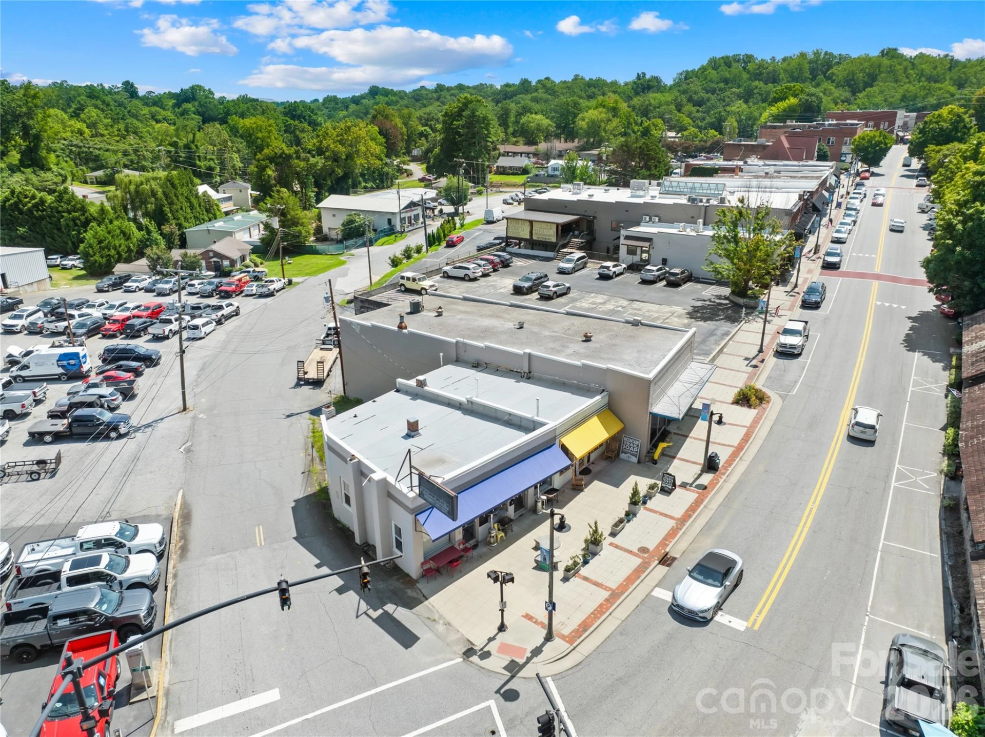 148,152,158 N Trade Street - Photo 7