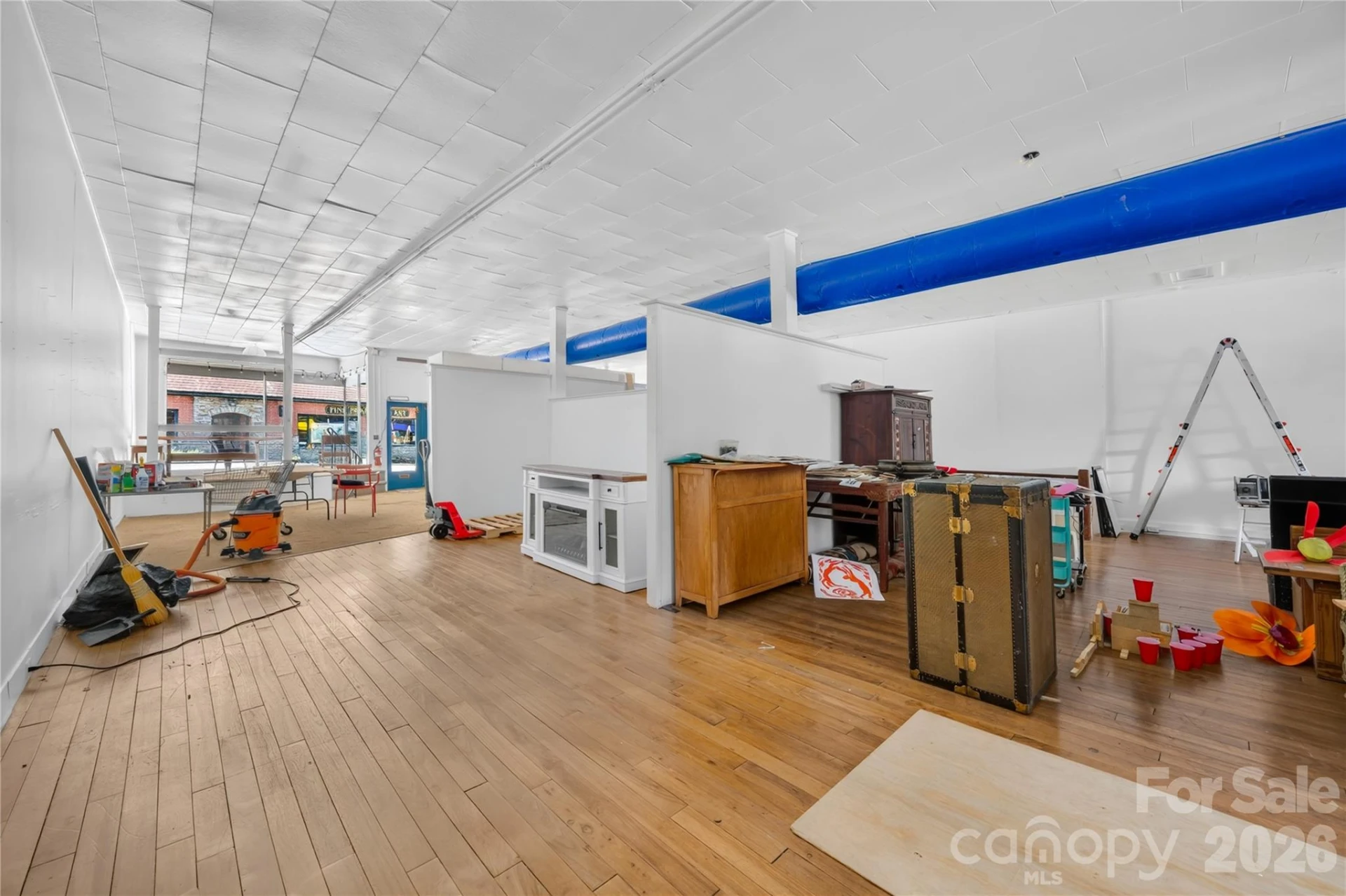 148,152,158 N Trade Street - Photo 31