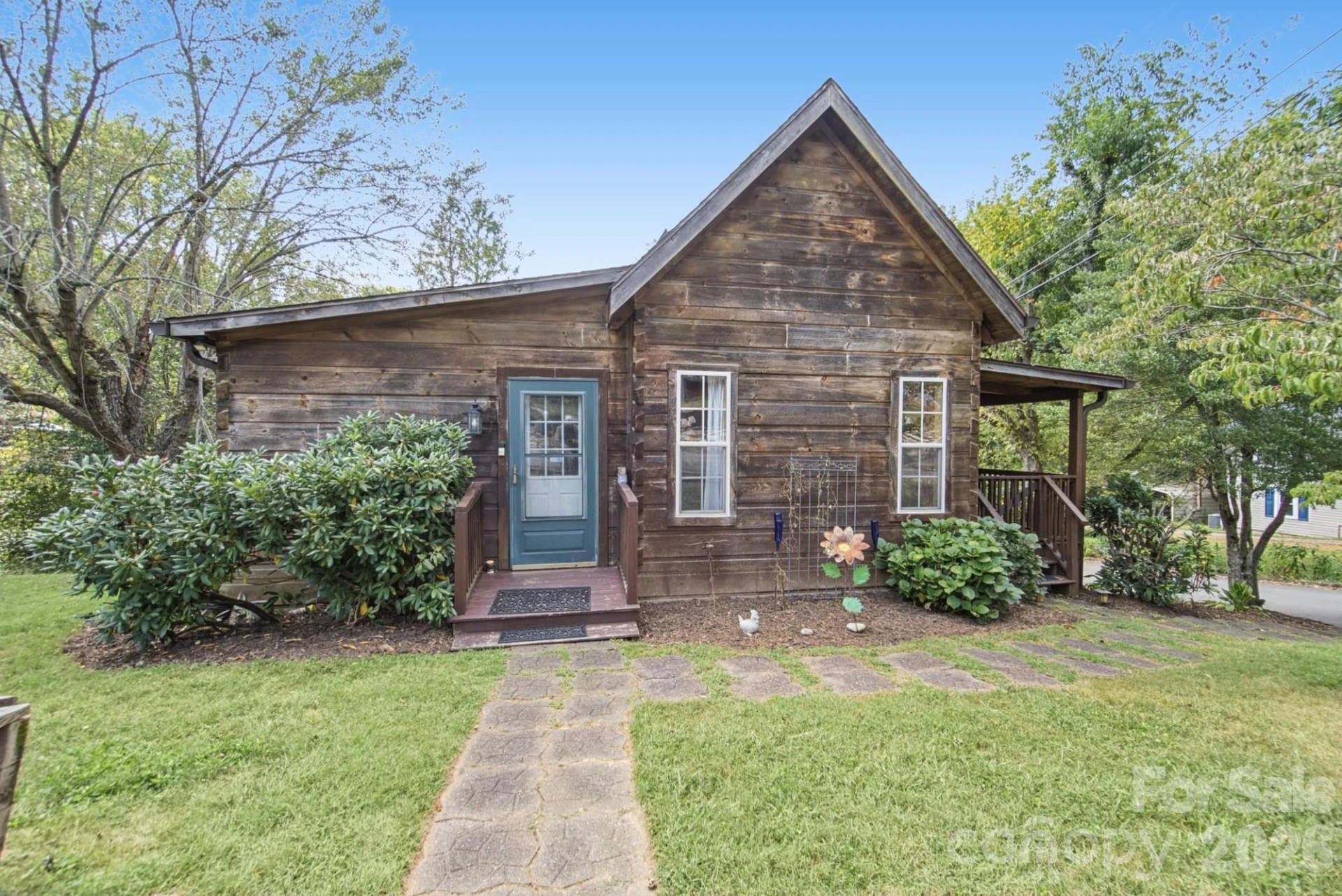 1 Locust Avenue - Photo 3