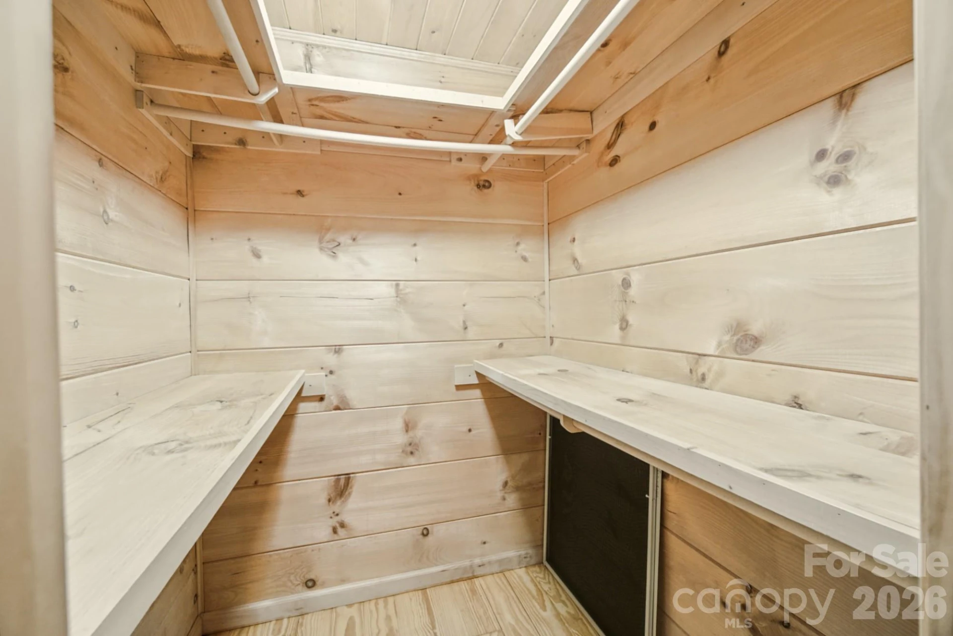 1 Locust Avenue - Photo 33