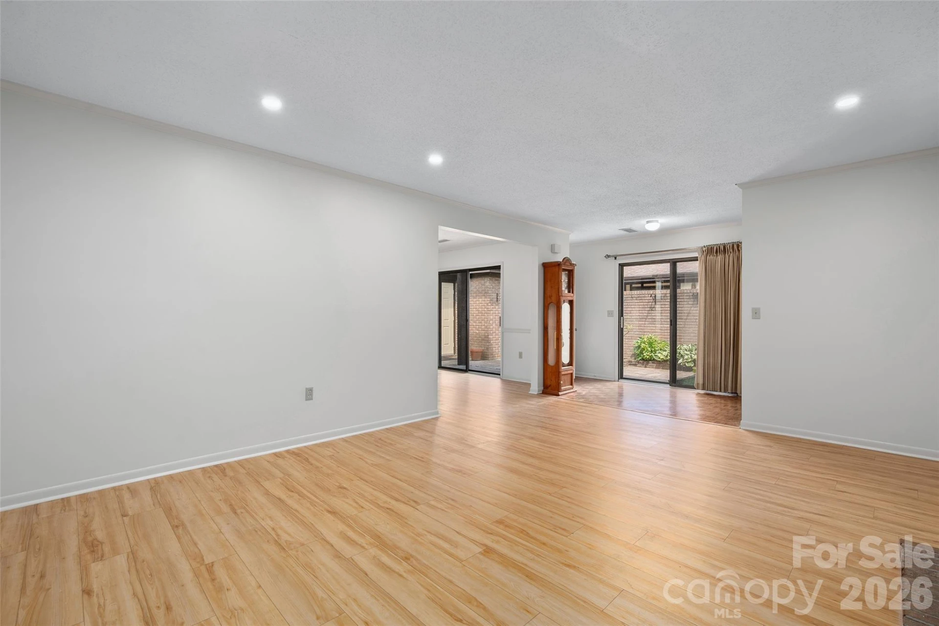 26 Lodge Lane - Photo 6