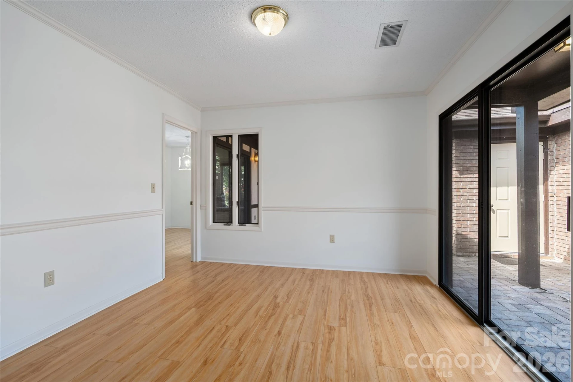26 Lodge Lane - Photo 10