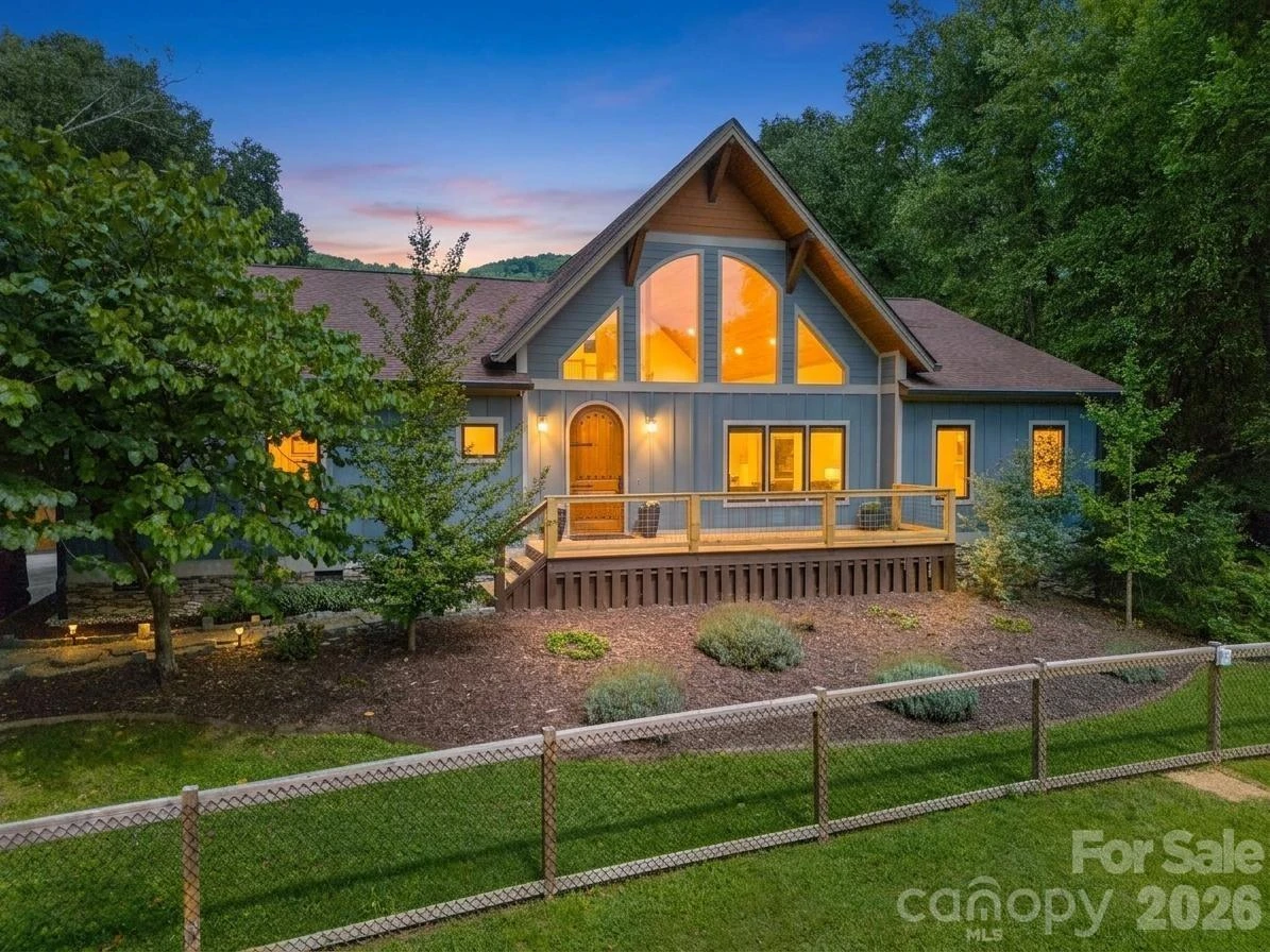 73 Hudson Hollow