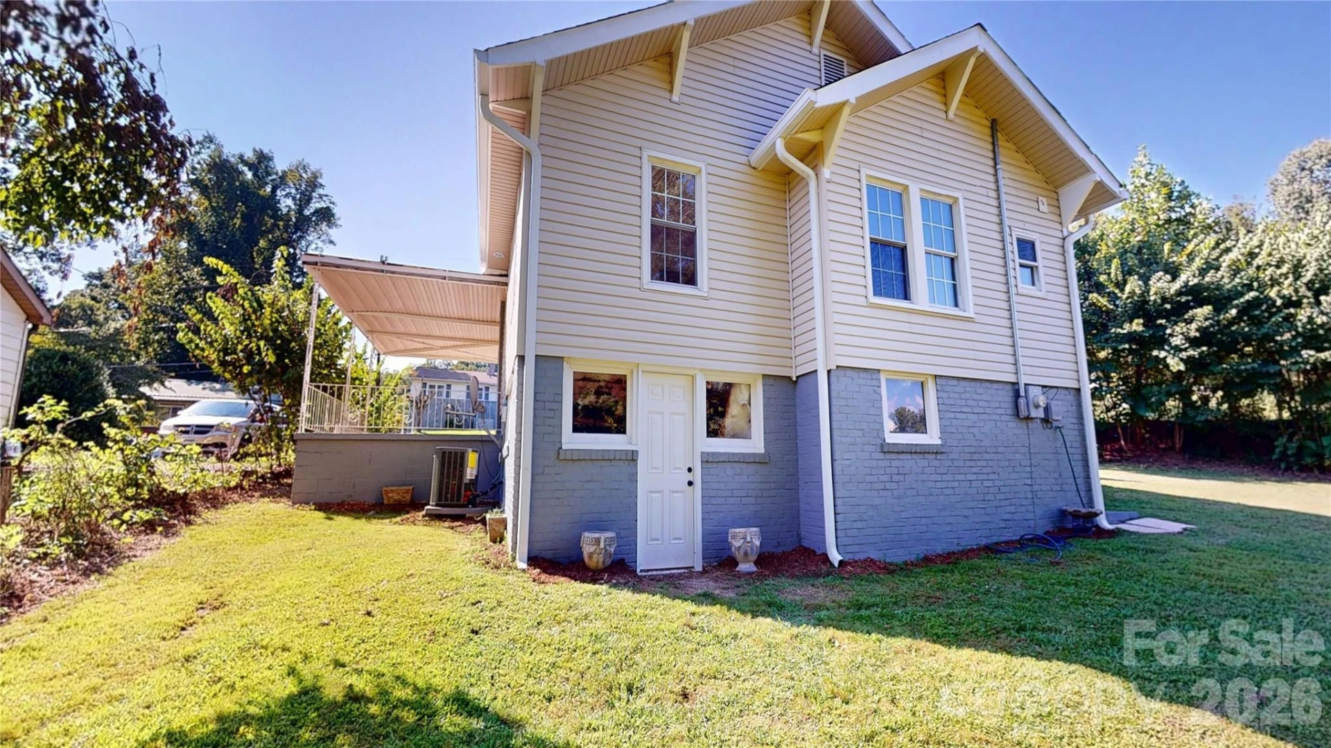 346 Park Avenue - Photo 4