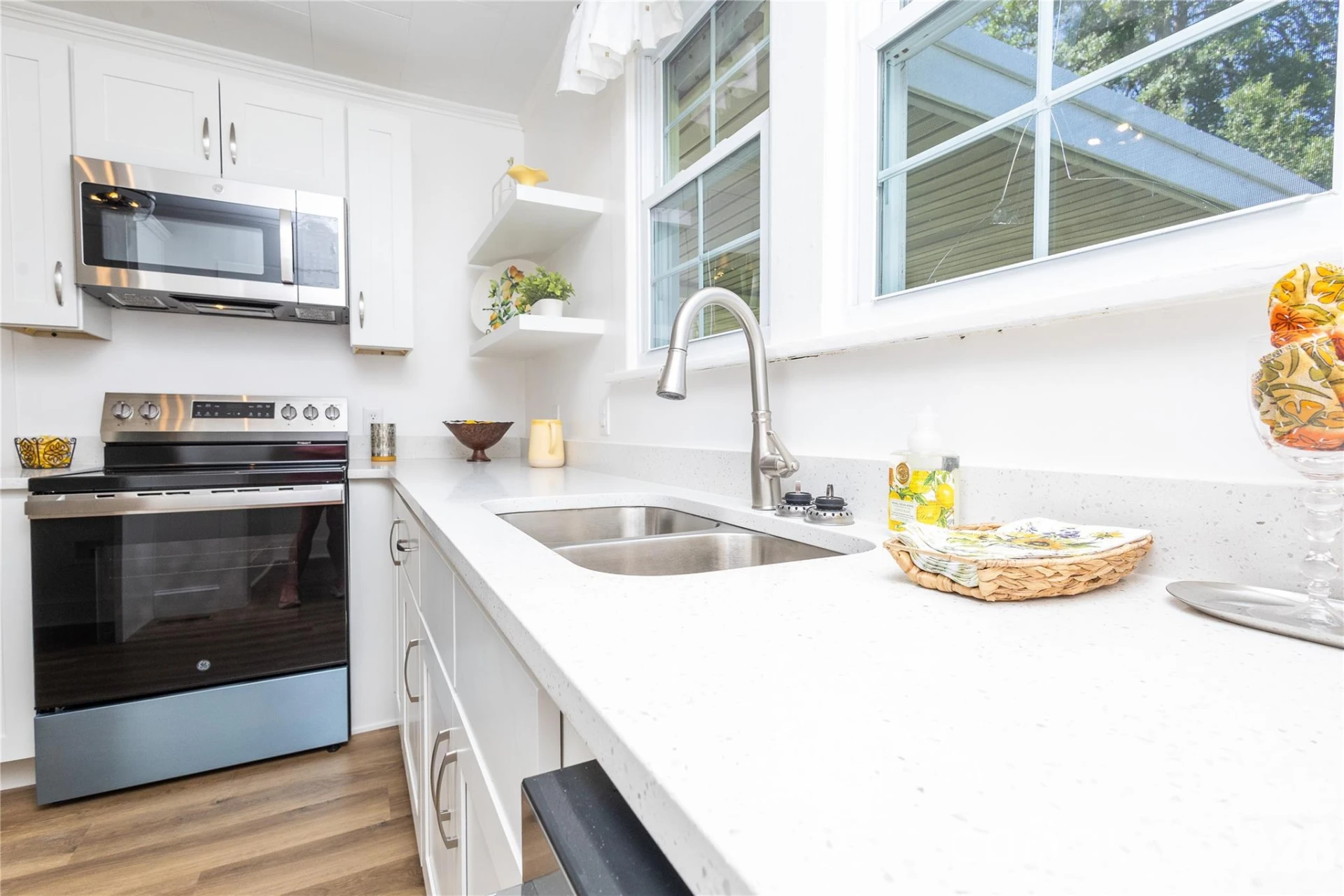 346 Park Avenue - Photo 26