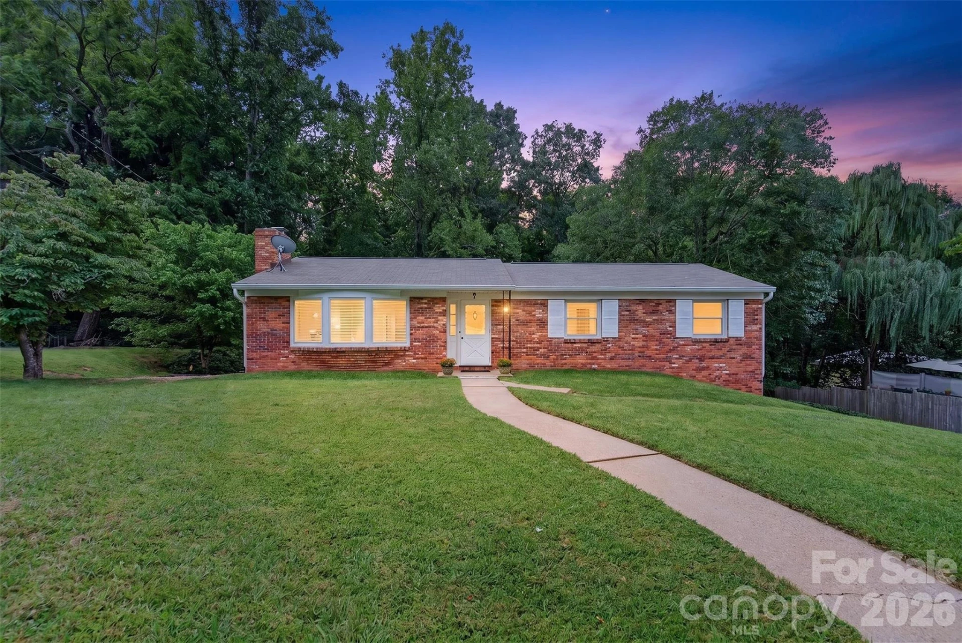7 Mountainbrook Road - Photo 2