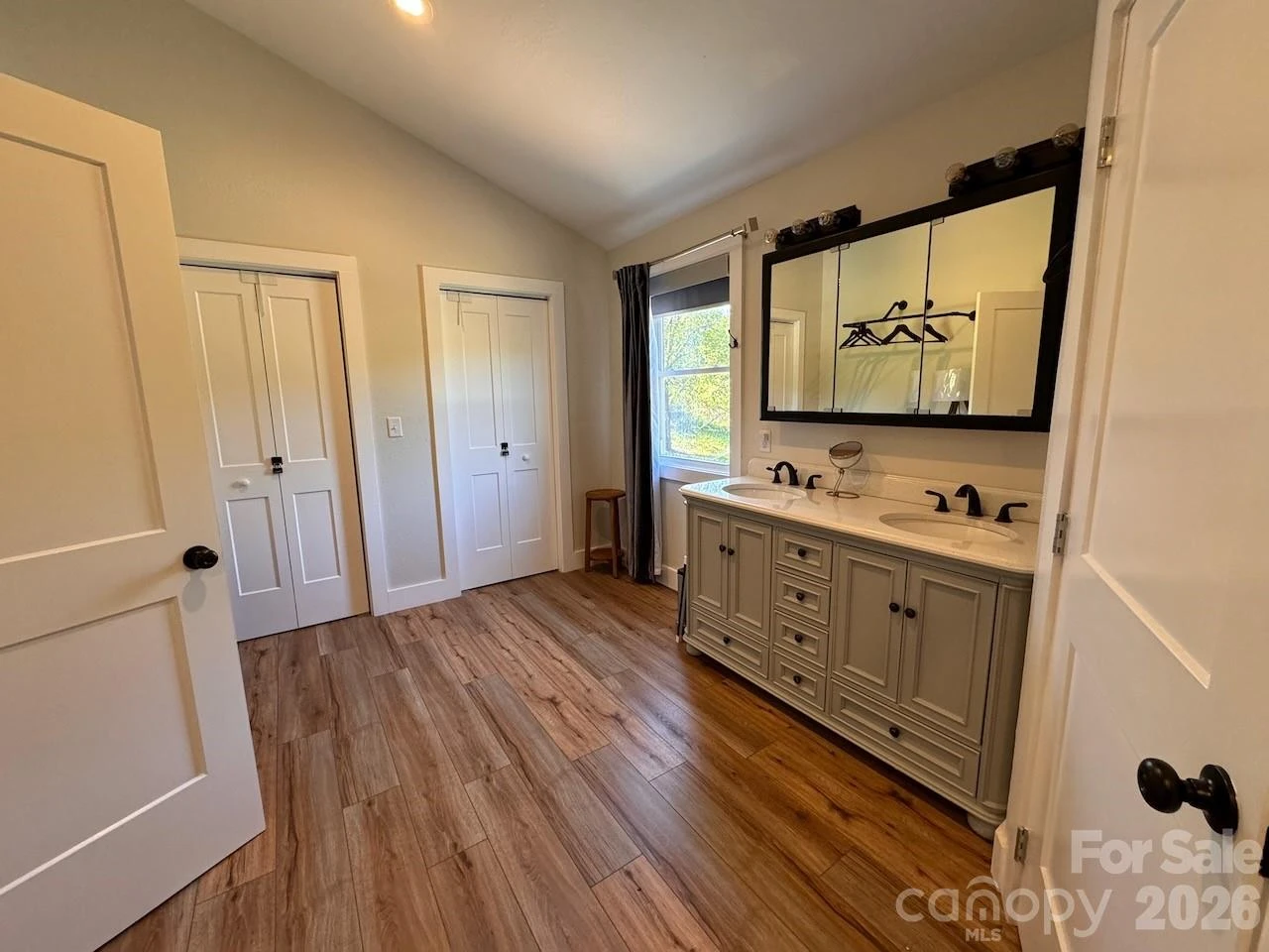 255 Dix Creek No 1 Road - Photo 32