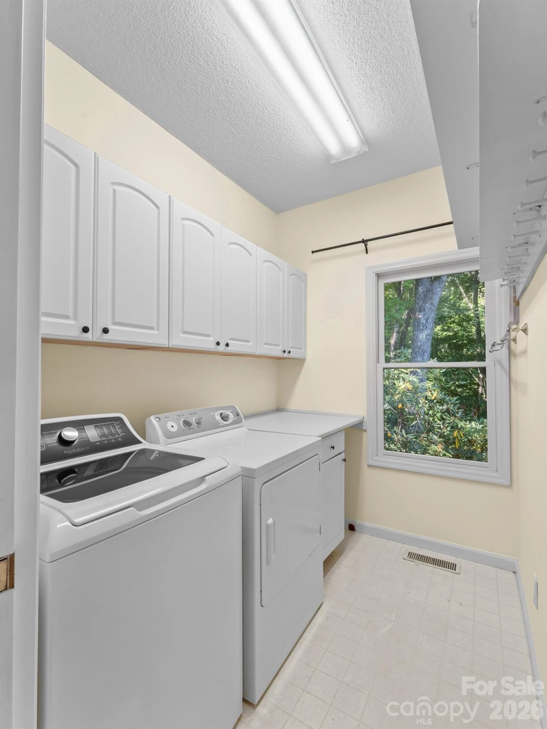 1001 Stone Drive - Photo 27
