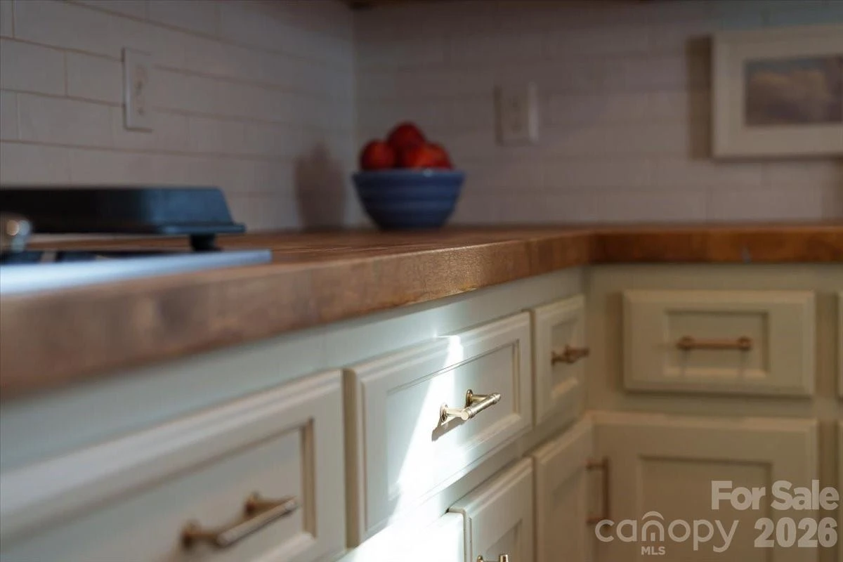 94 Pressley Avenue - Photo 17