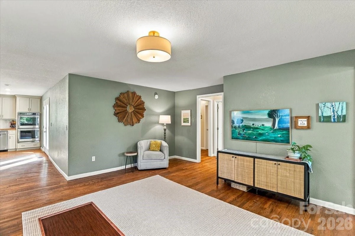 94 Pressley Avenue - Photo 8