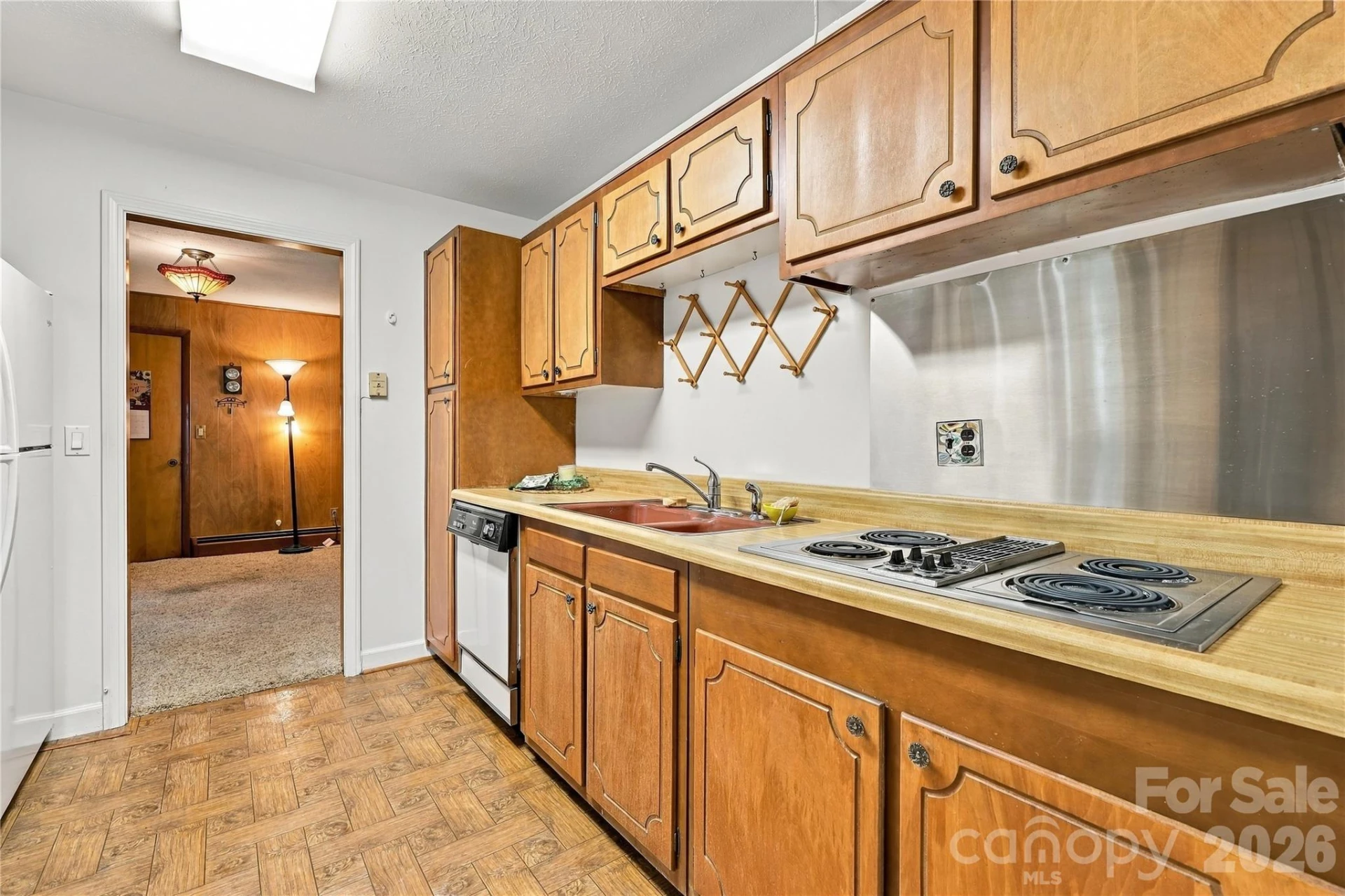 1641 Camelot Drive - Photo 7