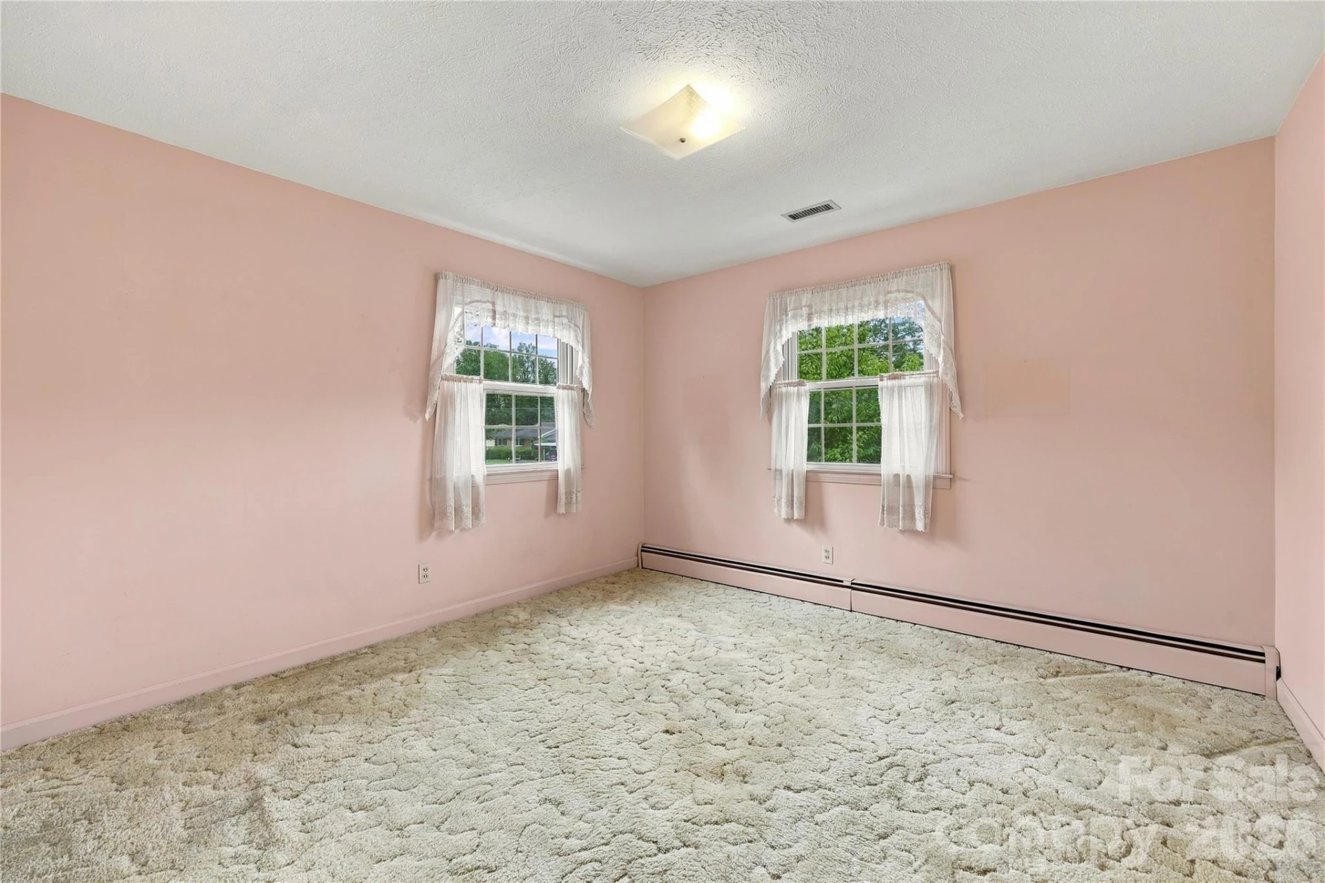 1641 Camelot Drive - Photo 25