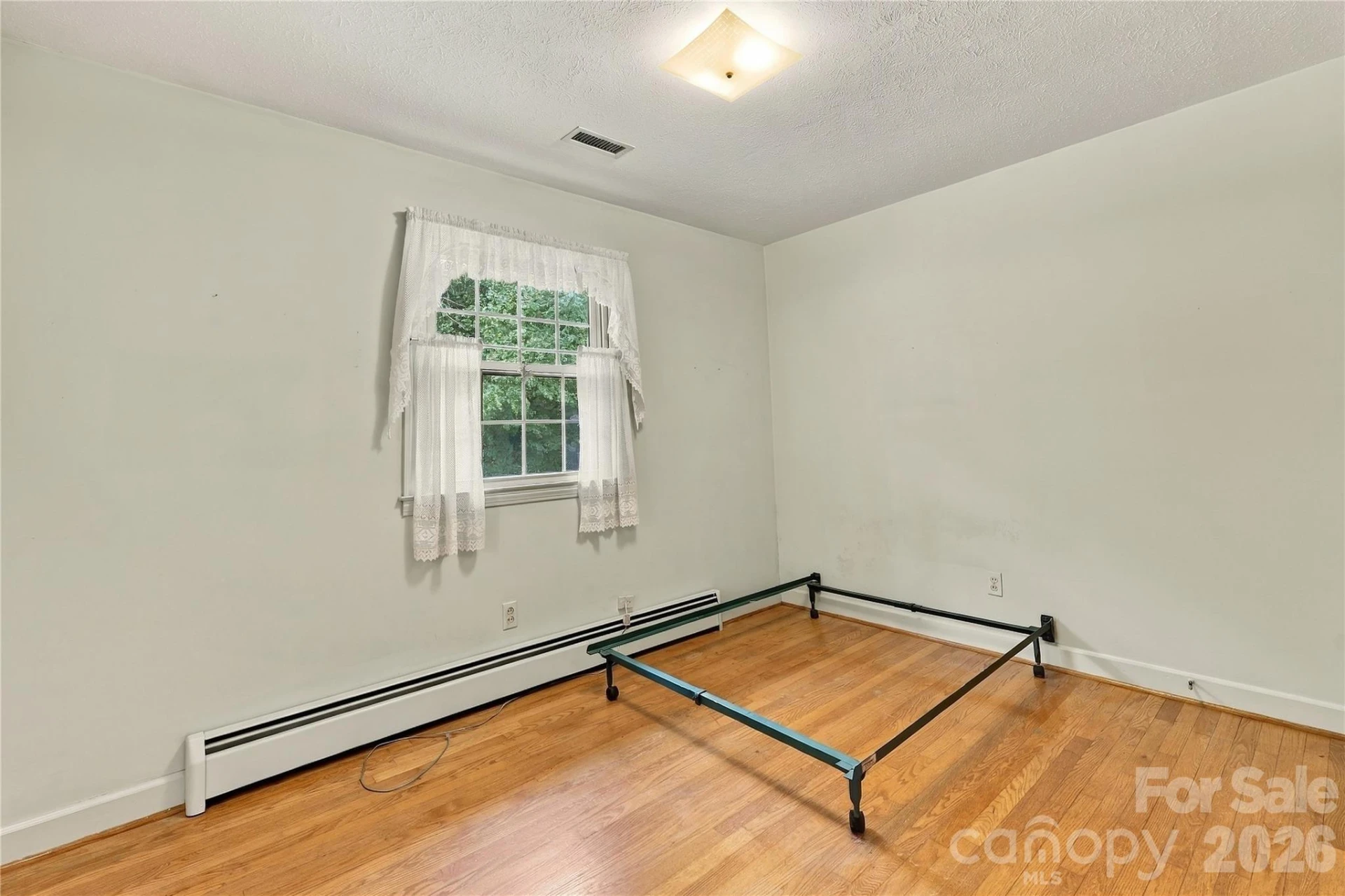 1641 Camelot Drive - Photo 30