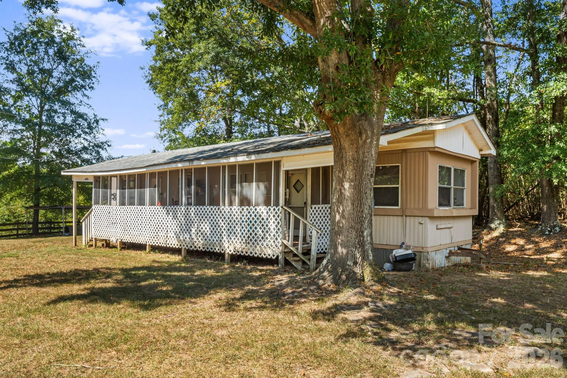 241 Ophelia Drive - Photo 4