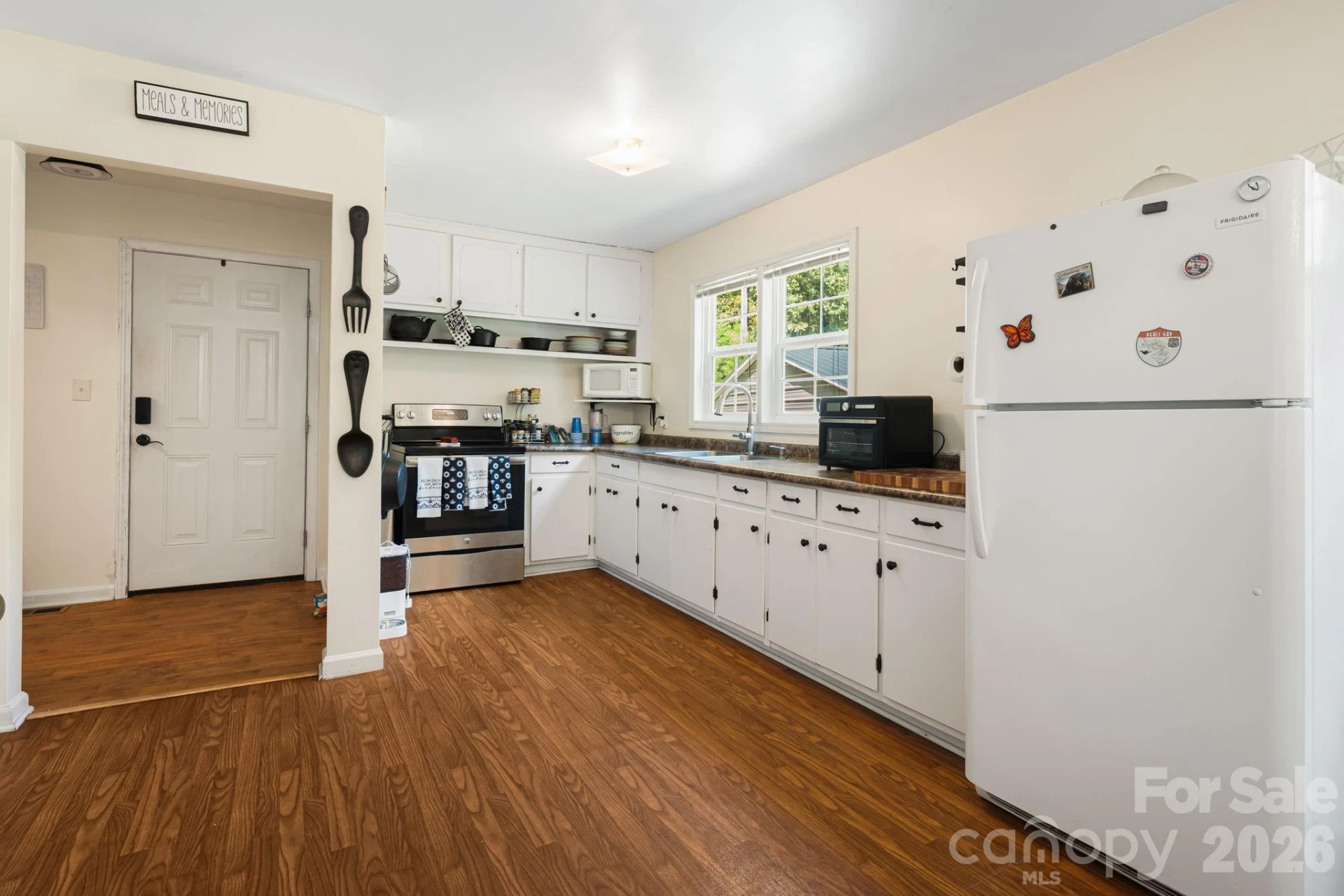 241 Ophelia Drive - Photo 7
