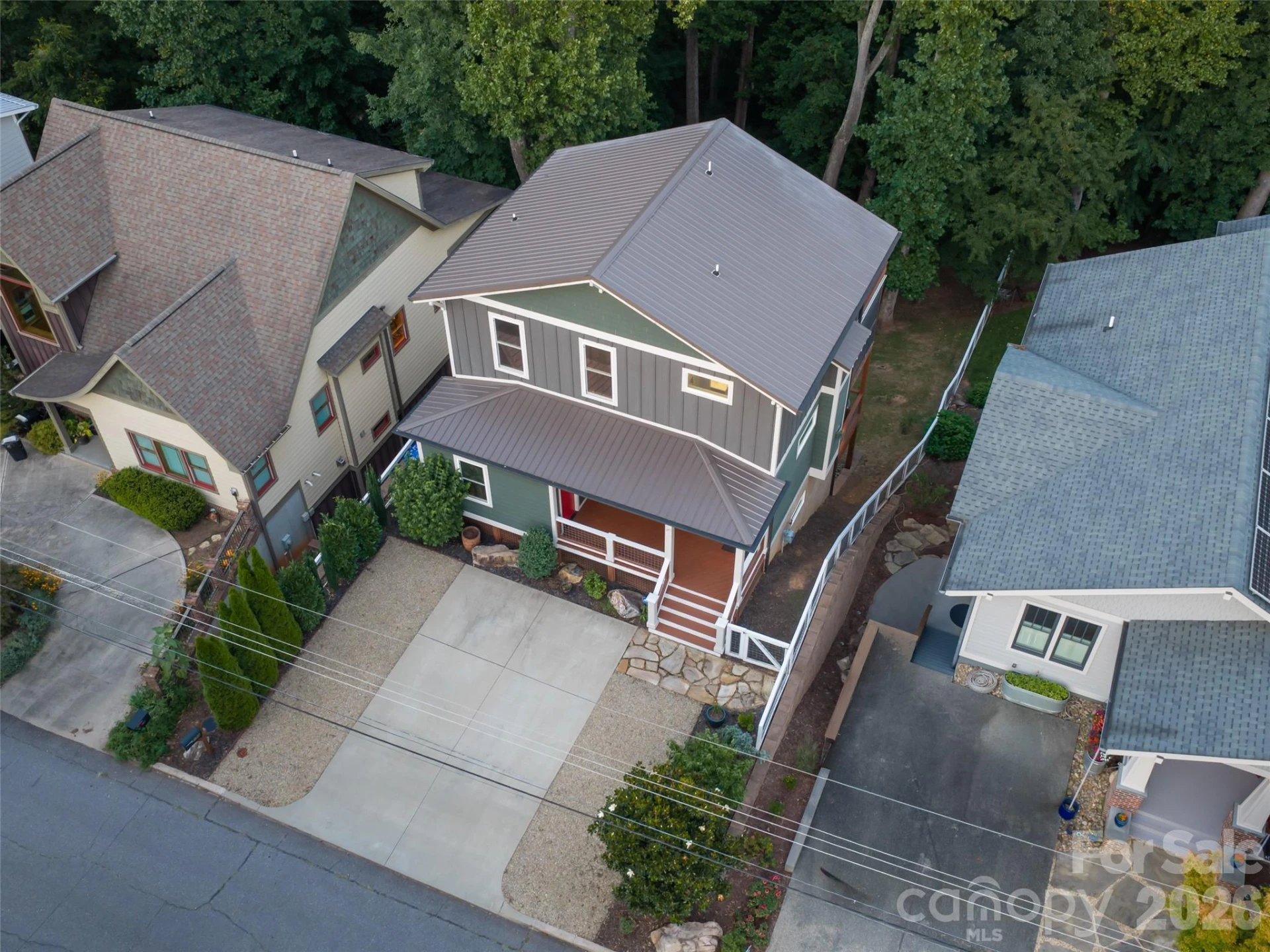 158 Riverview Drive - Photo 3