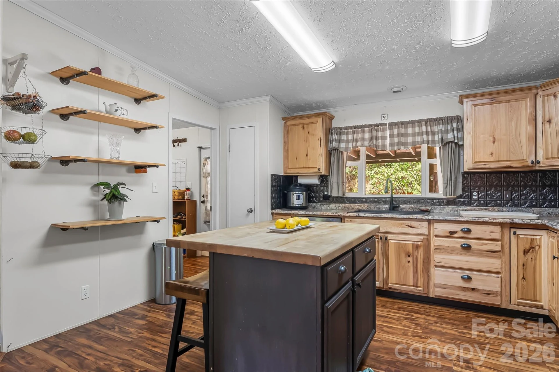 245 Merry Way - Photo 5