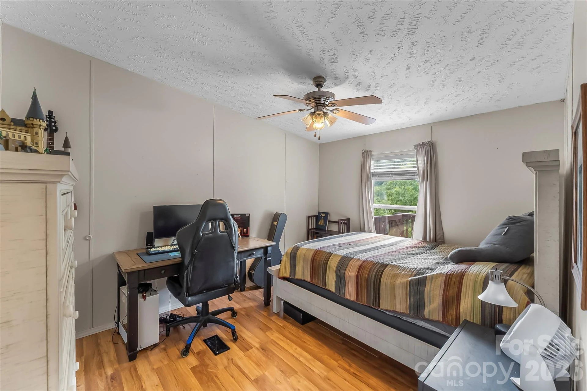 245 Merry Way - Photo 15