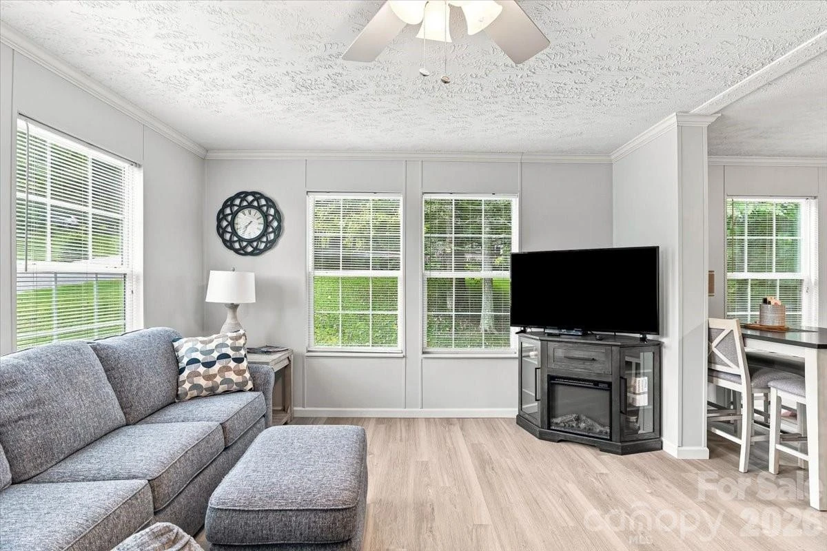 220 Powderhorn Drive - Photo 5