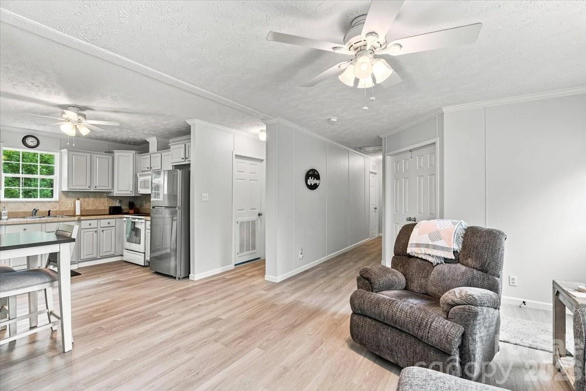 220 Powderhorn Drive - Photo 6