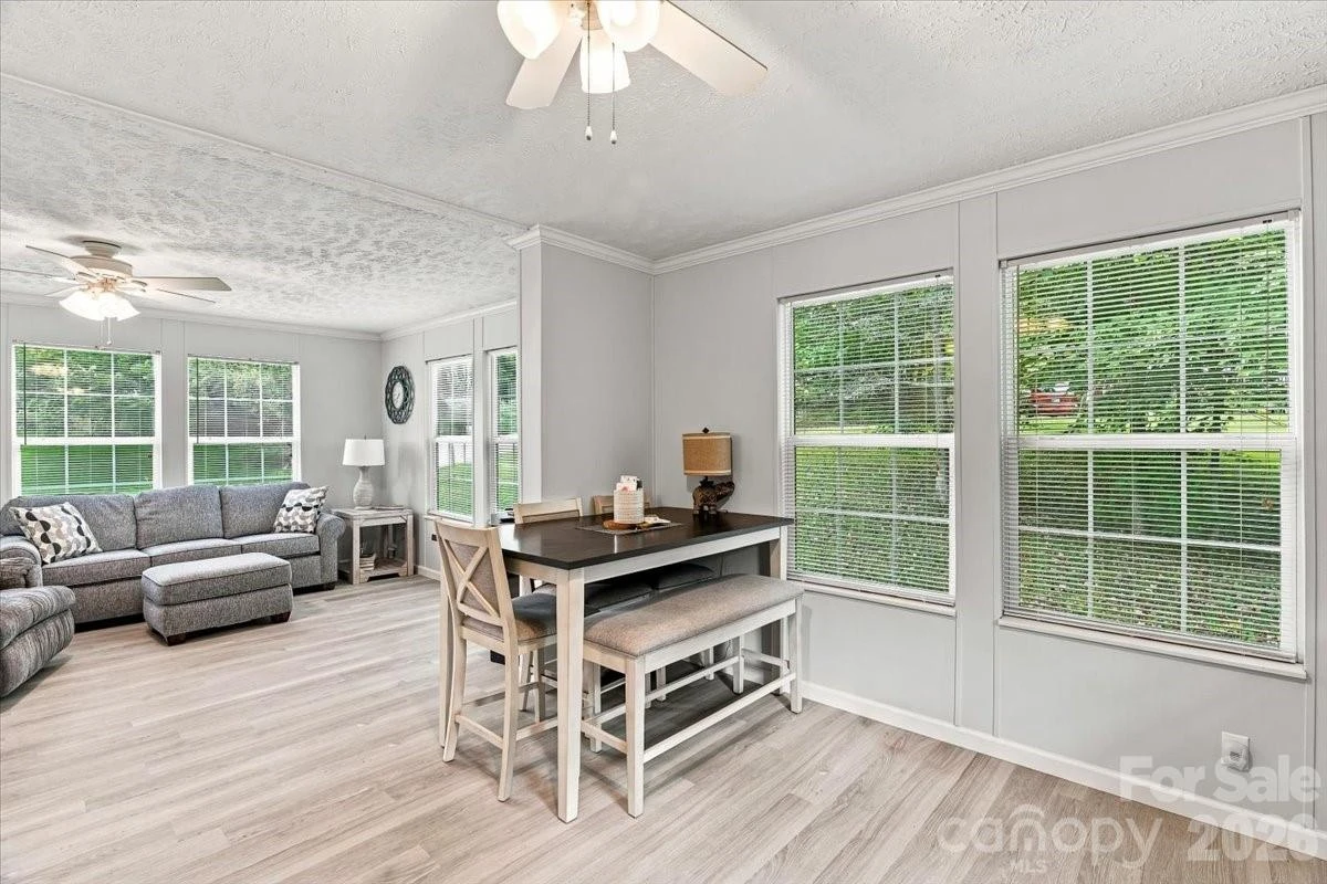 220 Powderhorn Drive - Photo 8
