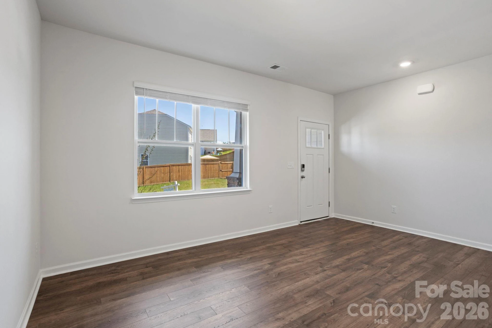 138 Marathon Lane - Photo 6