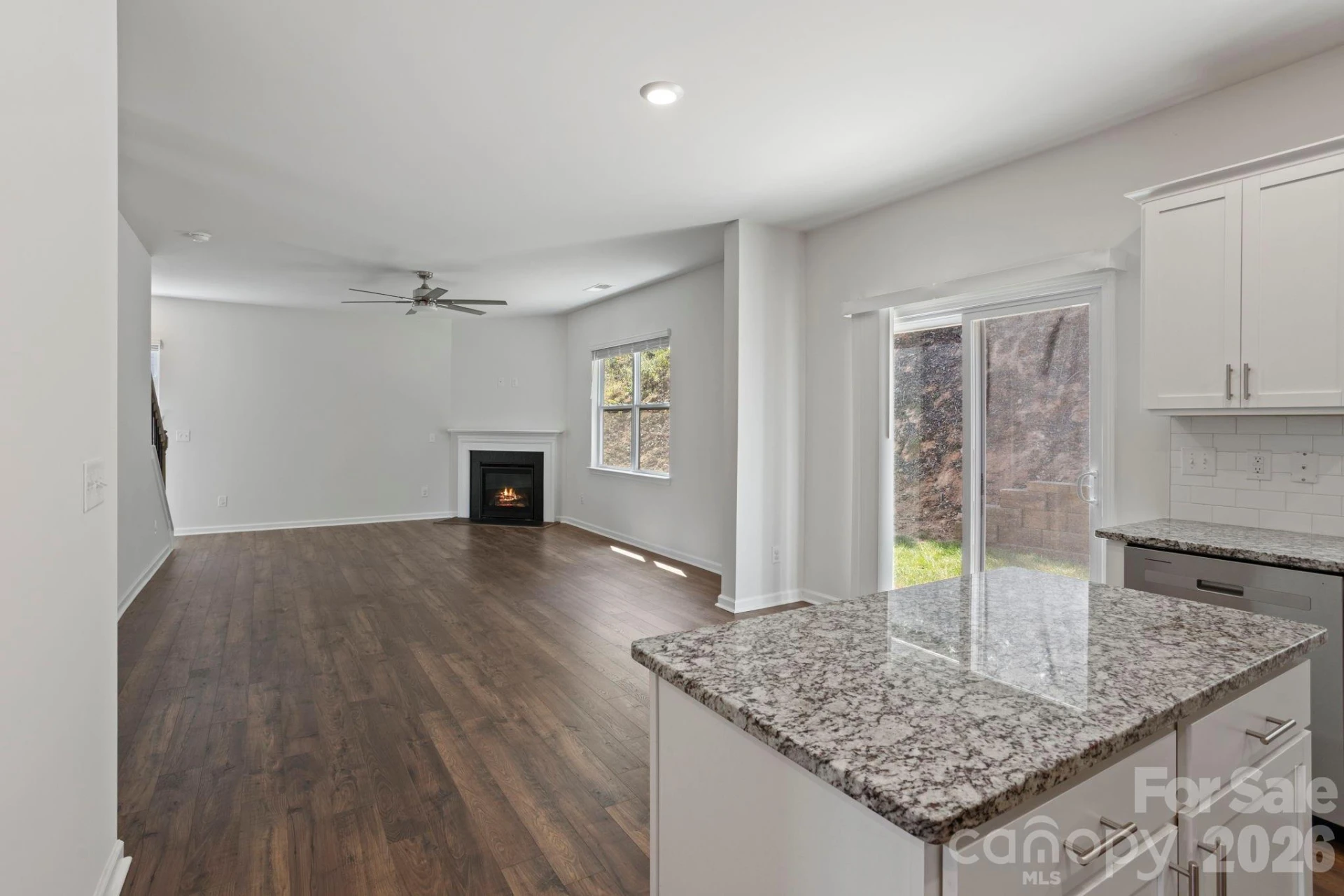 138 Marathon Lane - Photo 12