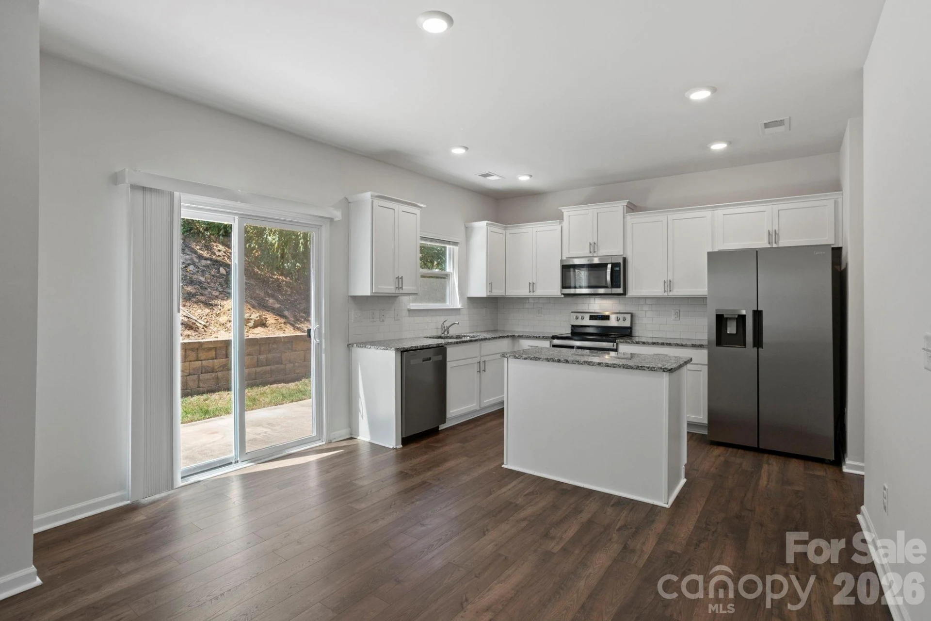 138 Marathon Lane - Photo 13