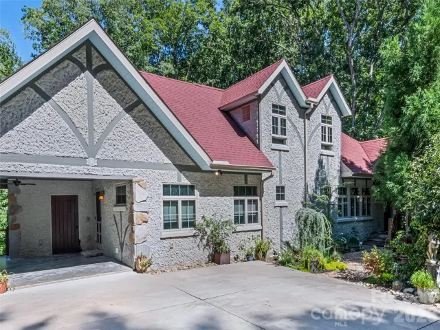 379 Holston Village Road, Waynesville, NC, 28786