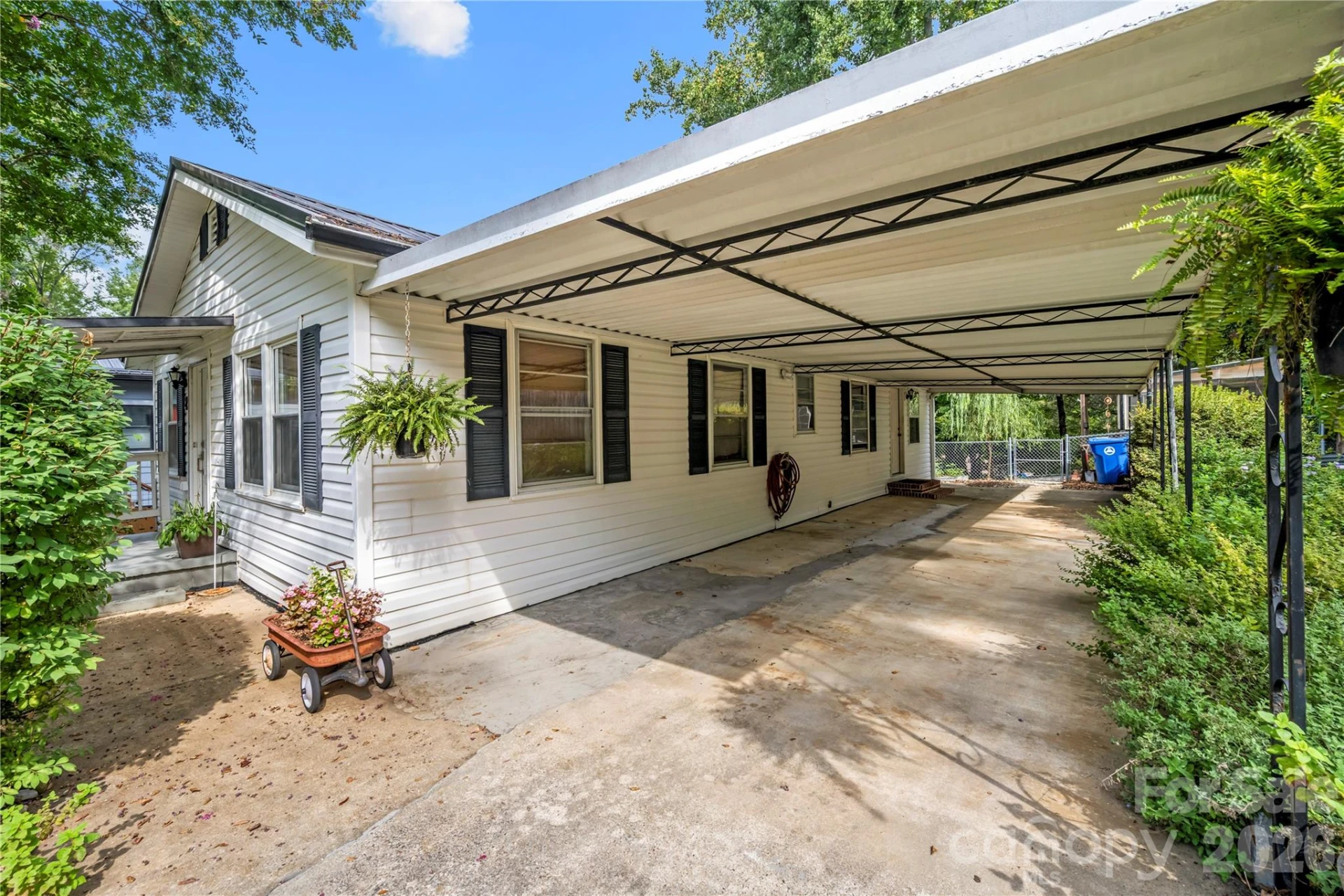 2 Bostic Place - Photo 2