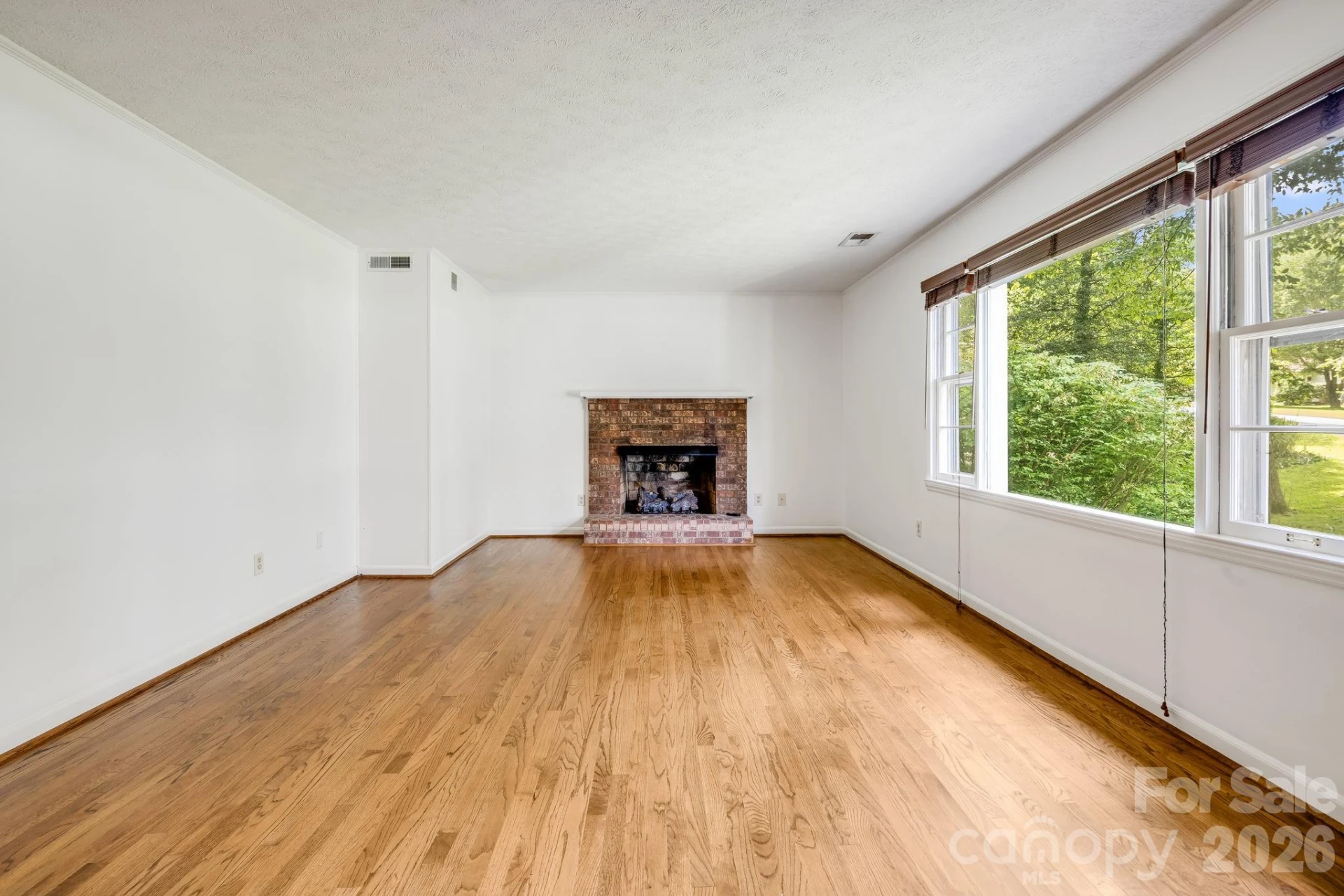 129 Whisperwood Drive - Photo 6