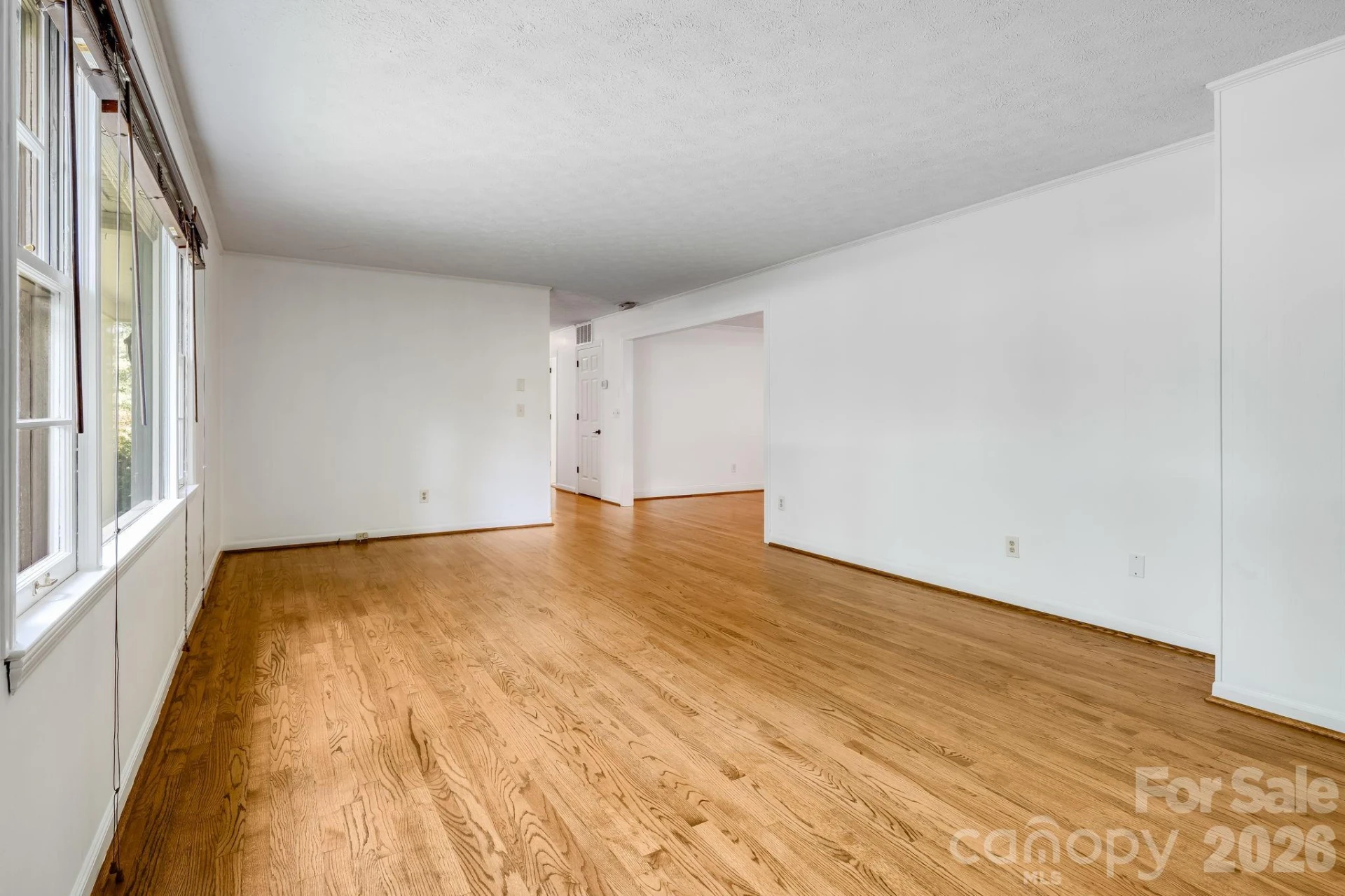 129 Whisperwood Drive - Photo 9