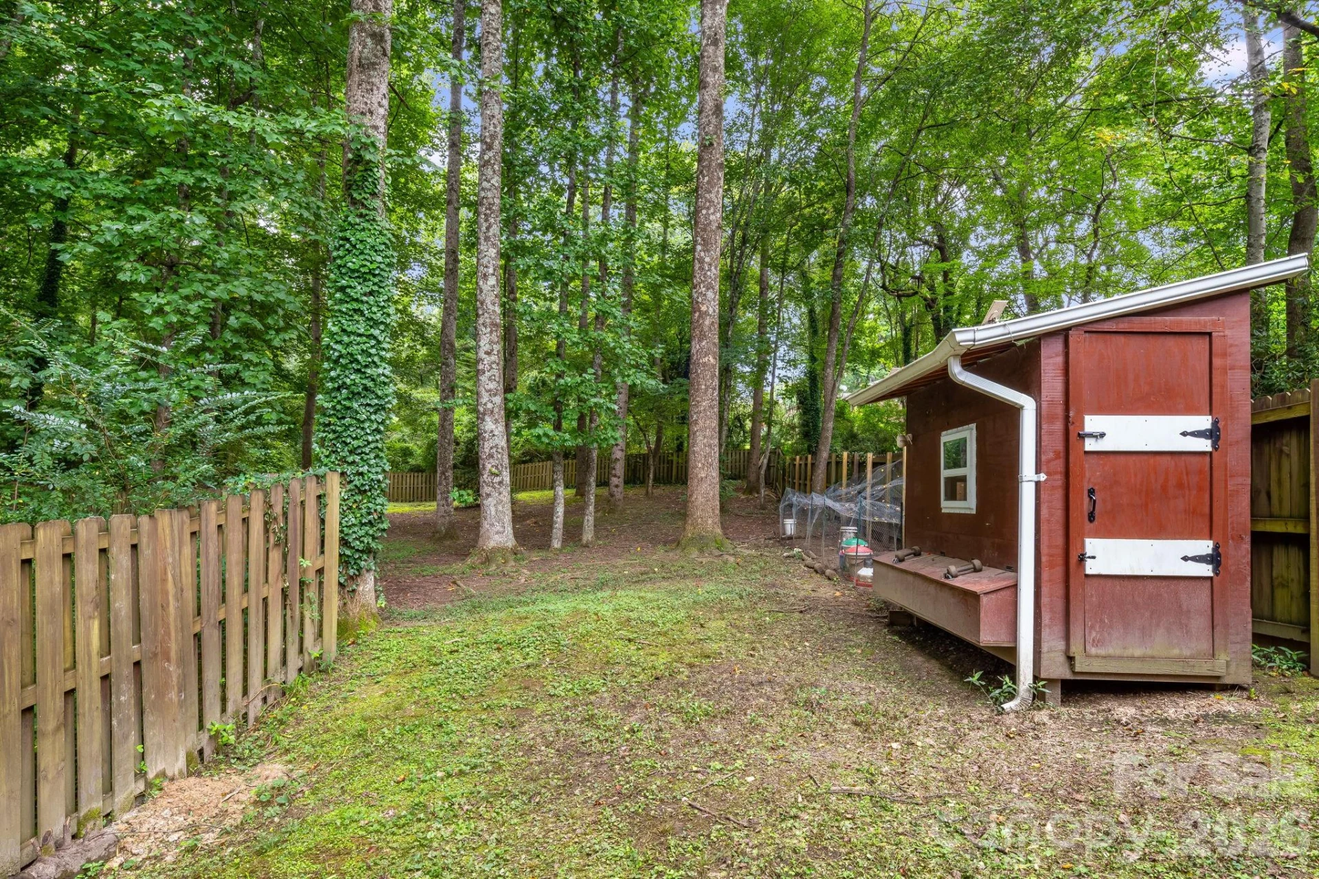 129 Whisperwood Drive - Photo 41