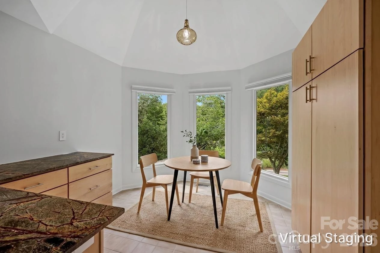 163 Woodburn Drive - Photo 10