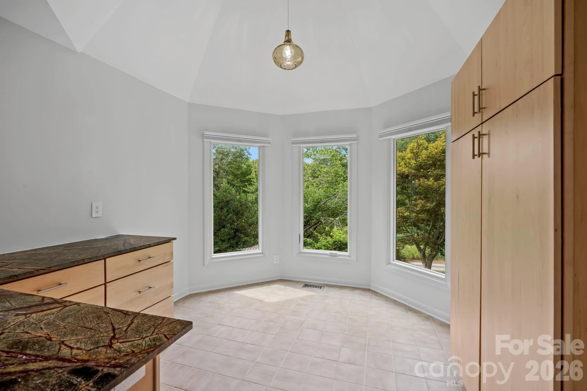 163 Woodburn Drive - Photo 11
