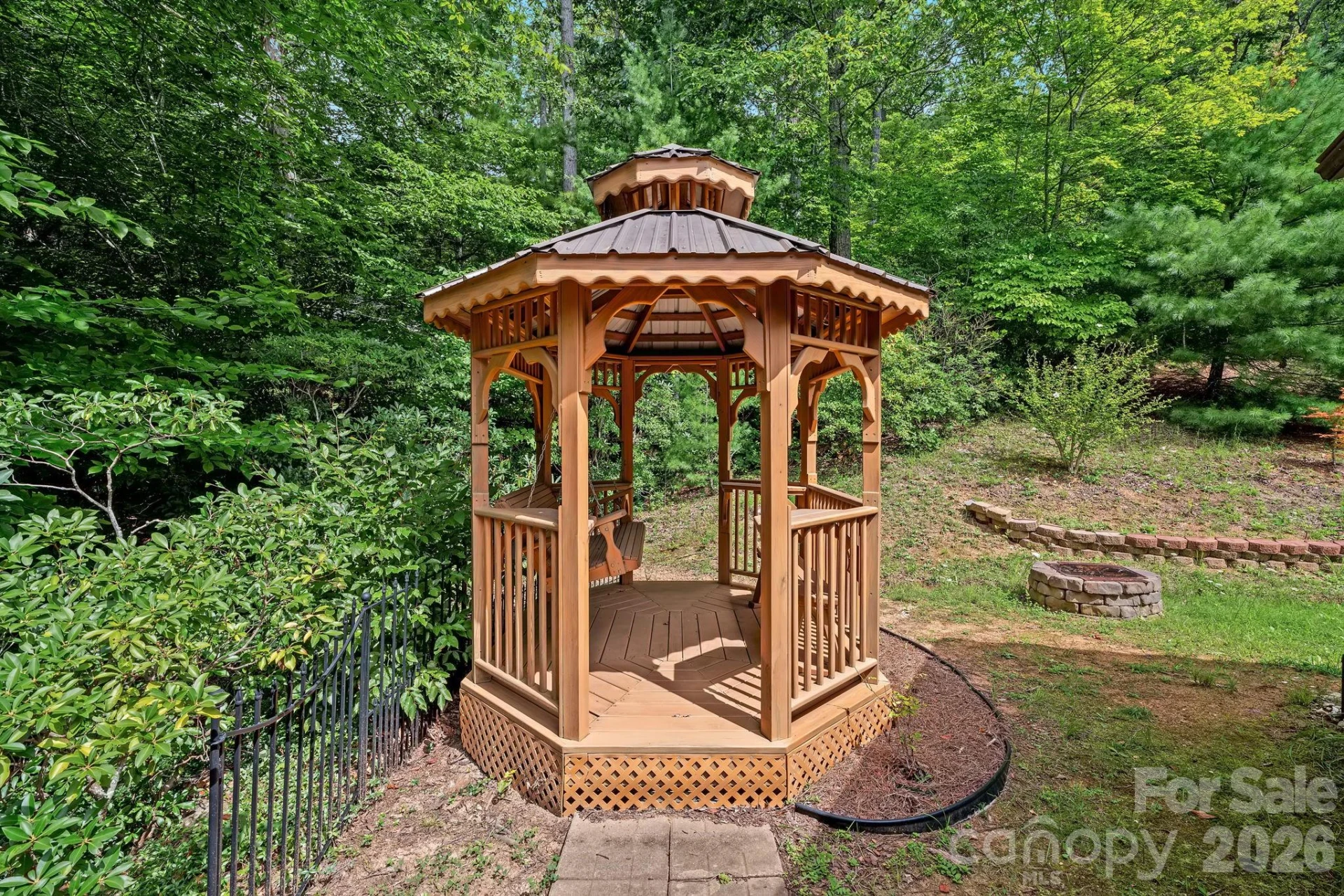 163 Woodburn Drive - Photo 25