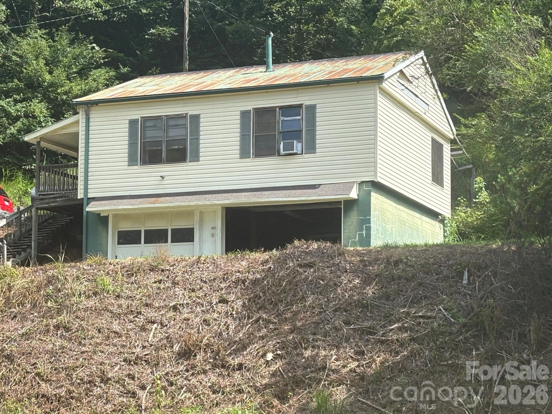 321 Bartlett Road - Photo 2