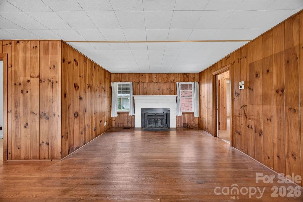2409 Lucas Street - Photo 11