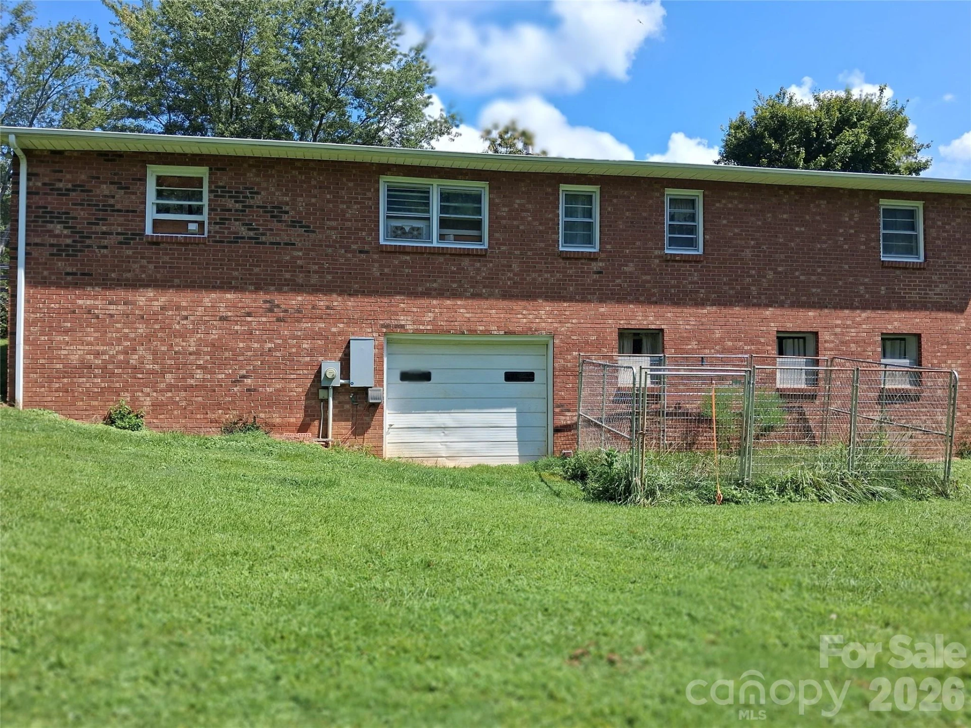 114 Ashworth Circle - Photo 3