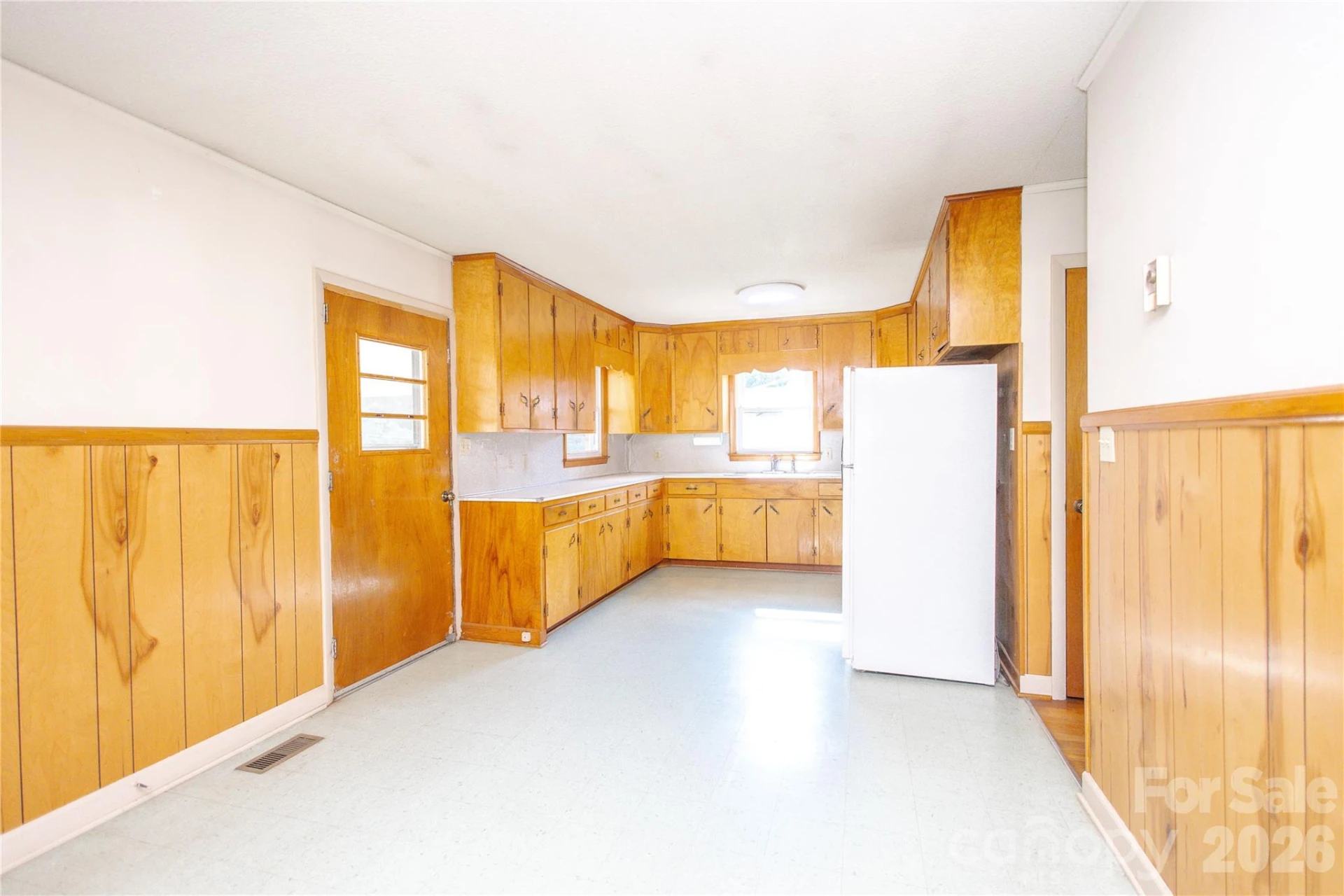 136 Marion Street - Photo 18
