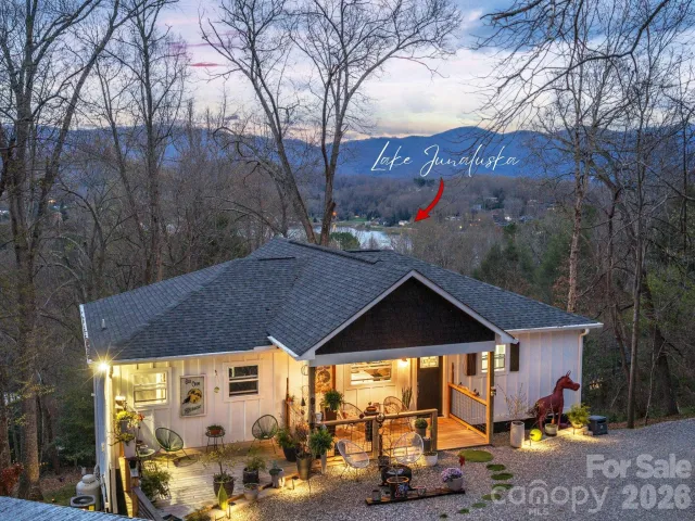 56 Kammerer Drive, Waynesville, NC, 28785