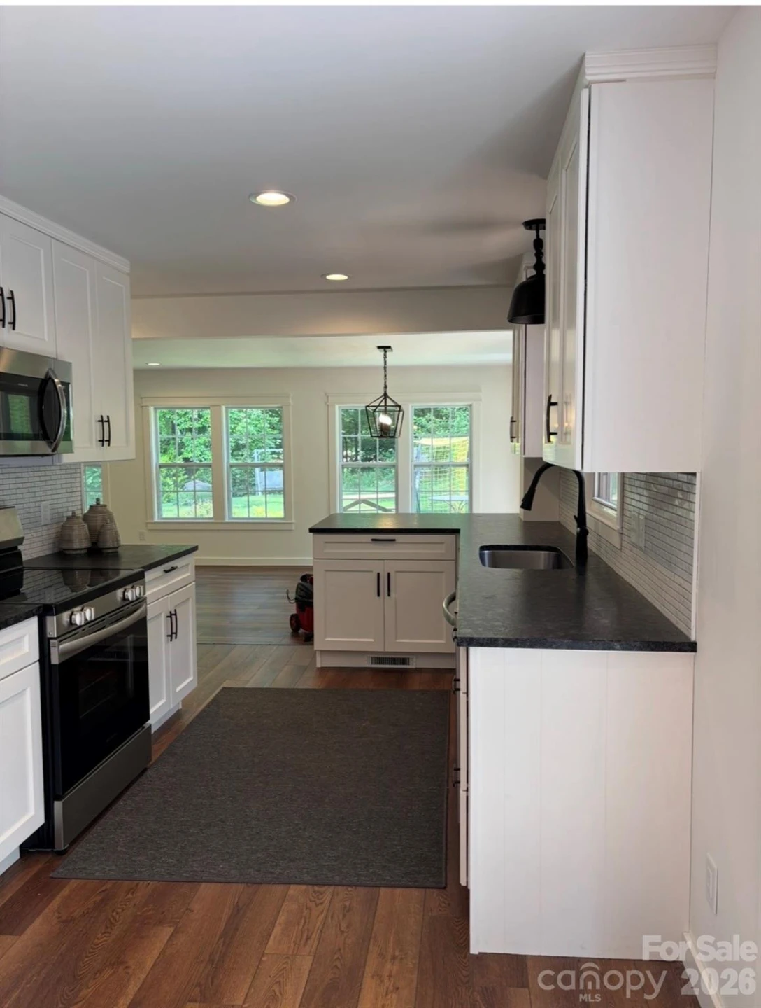 6 Green Knoll Drive - Photo 3