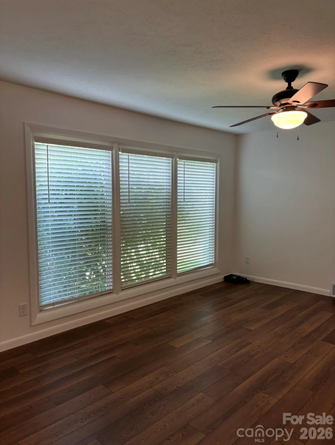 6 Green Knoll Drive - Photo 8