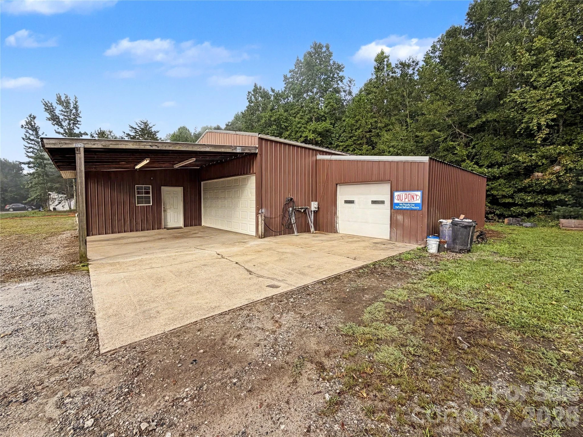 2330 Oakland Road - Photo 2