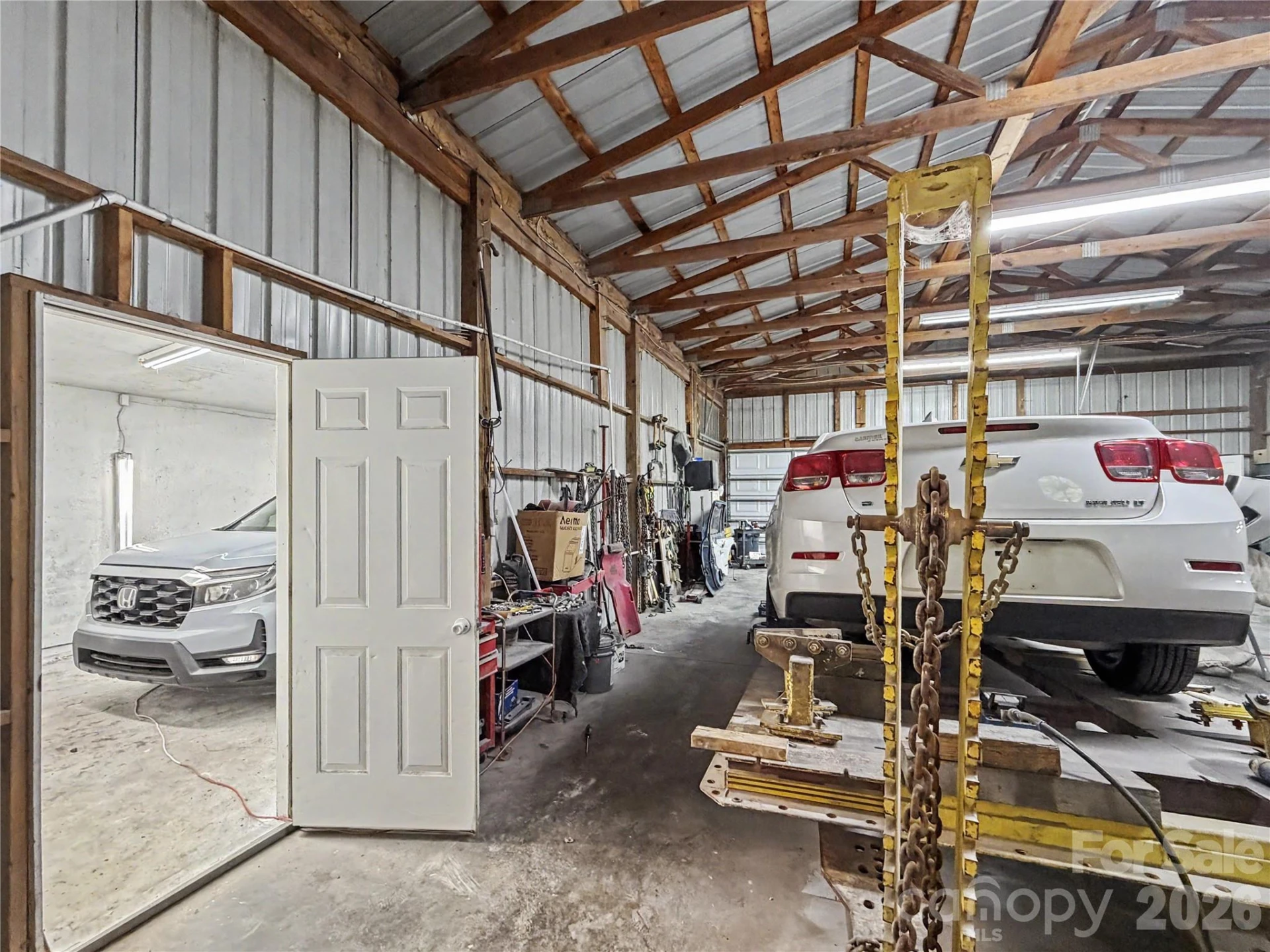 2330 Oakland Road - Photo 12
