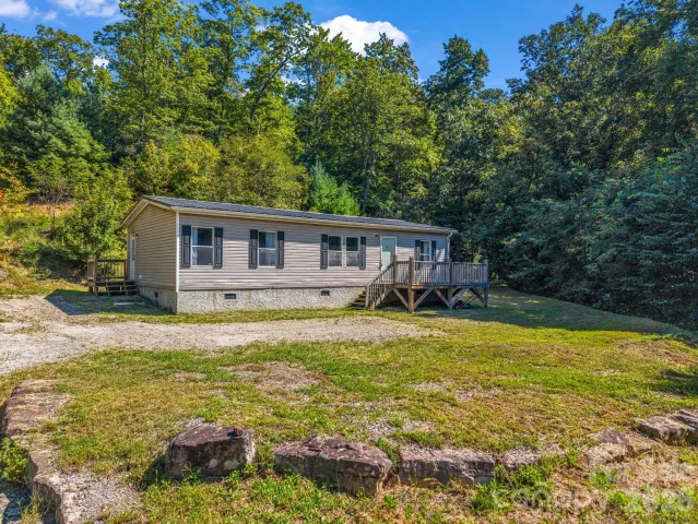 557 Sutton Mountain Ridge