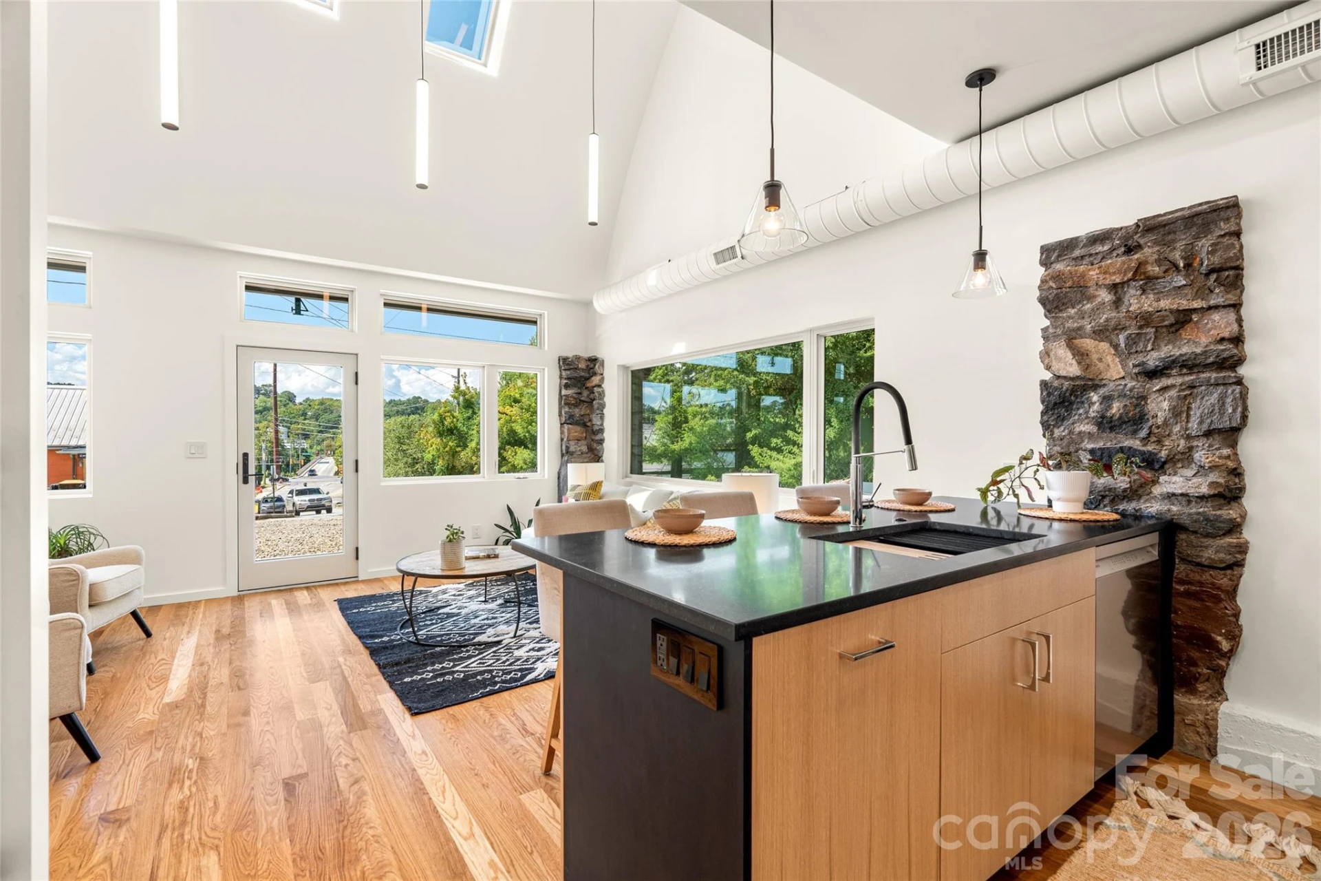 4 Roberts Street - Photo 8